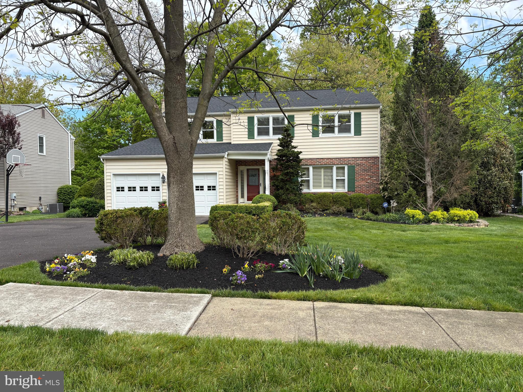 FOREST TRAIL ESTS - Residential