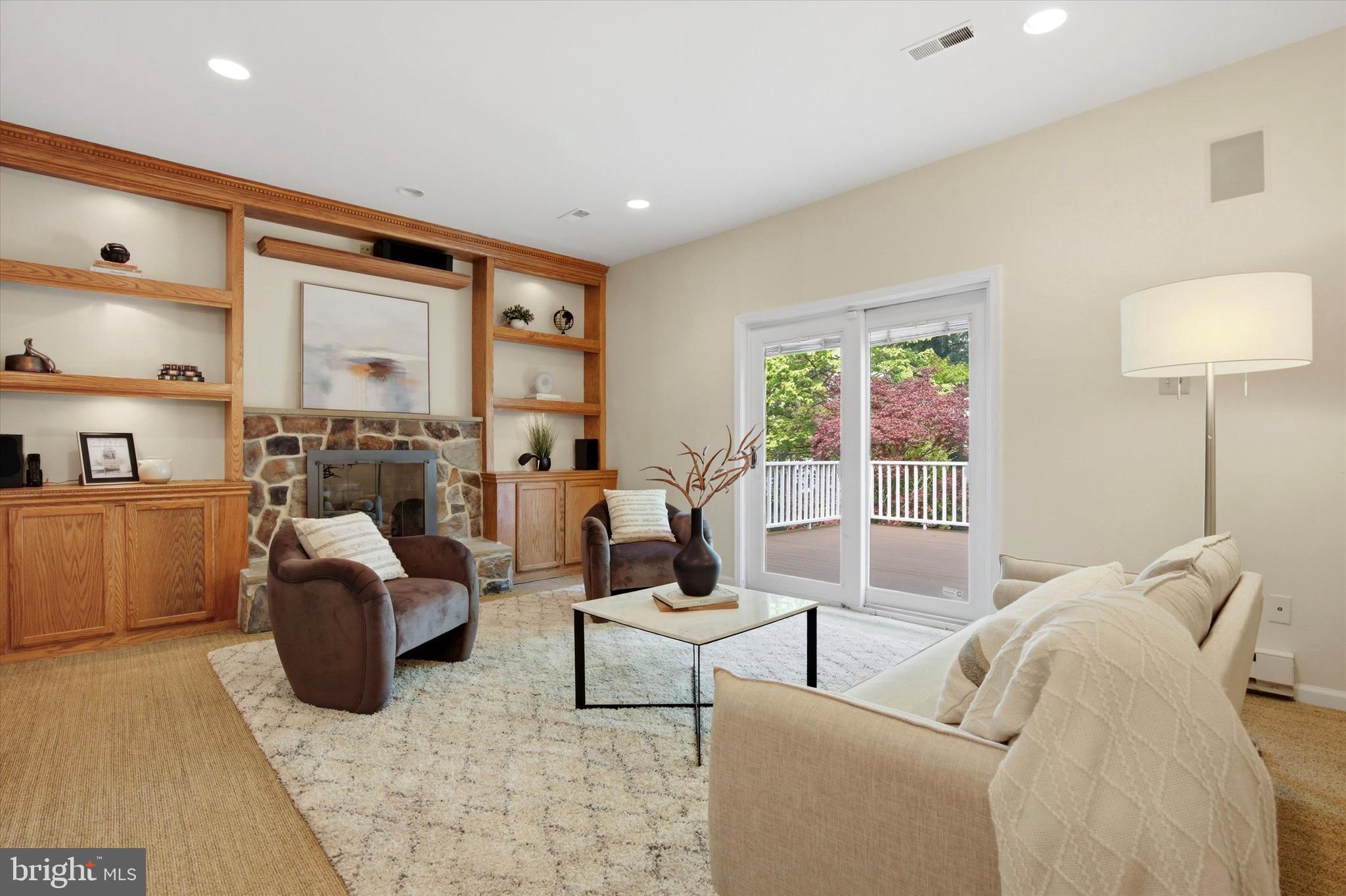 FOREST TRAIL ESTS - Residential