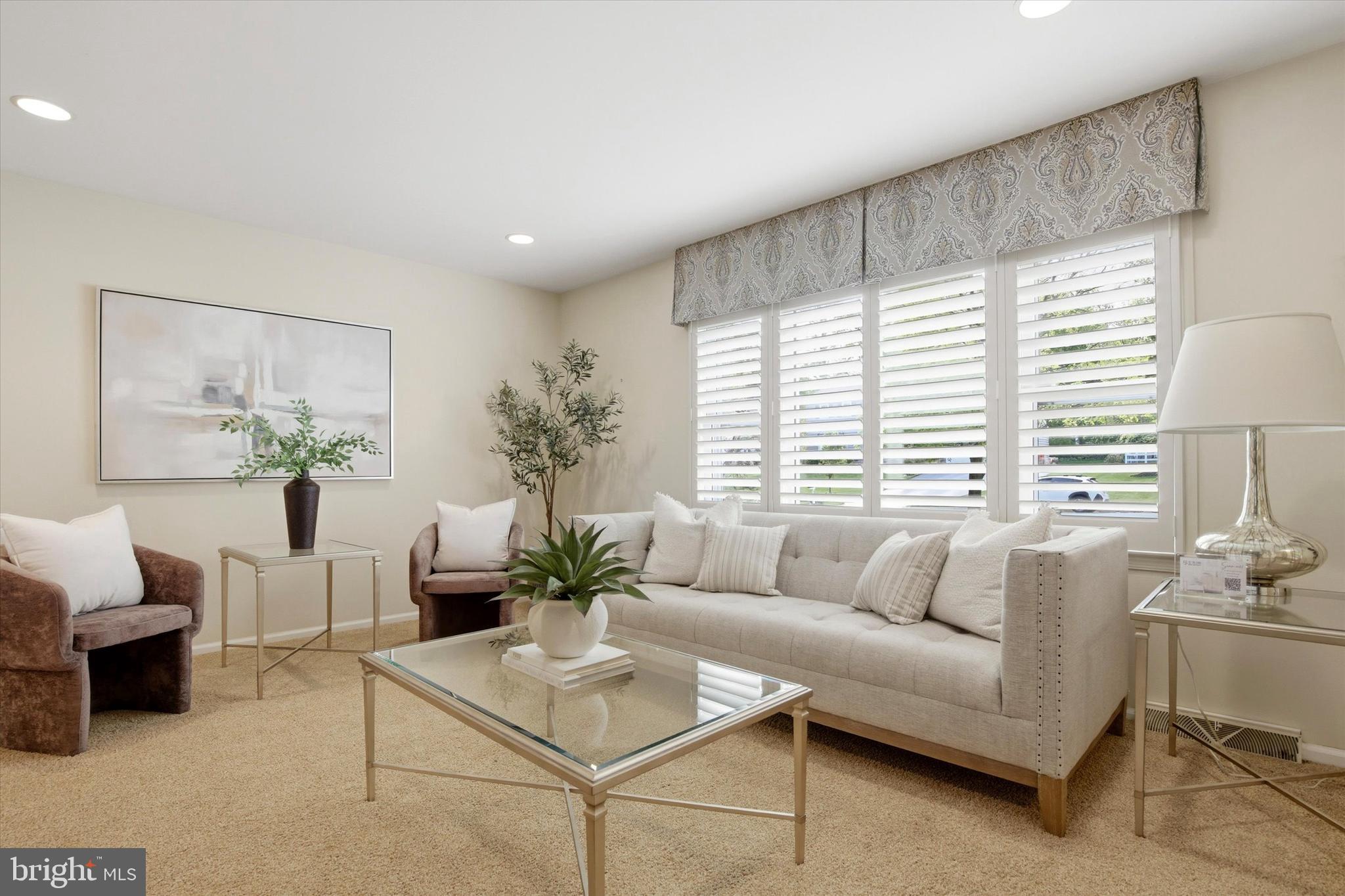 FOREST TRAIL ESTS - Residential
