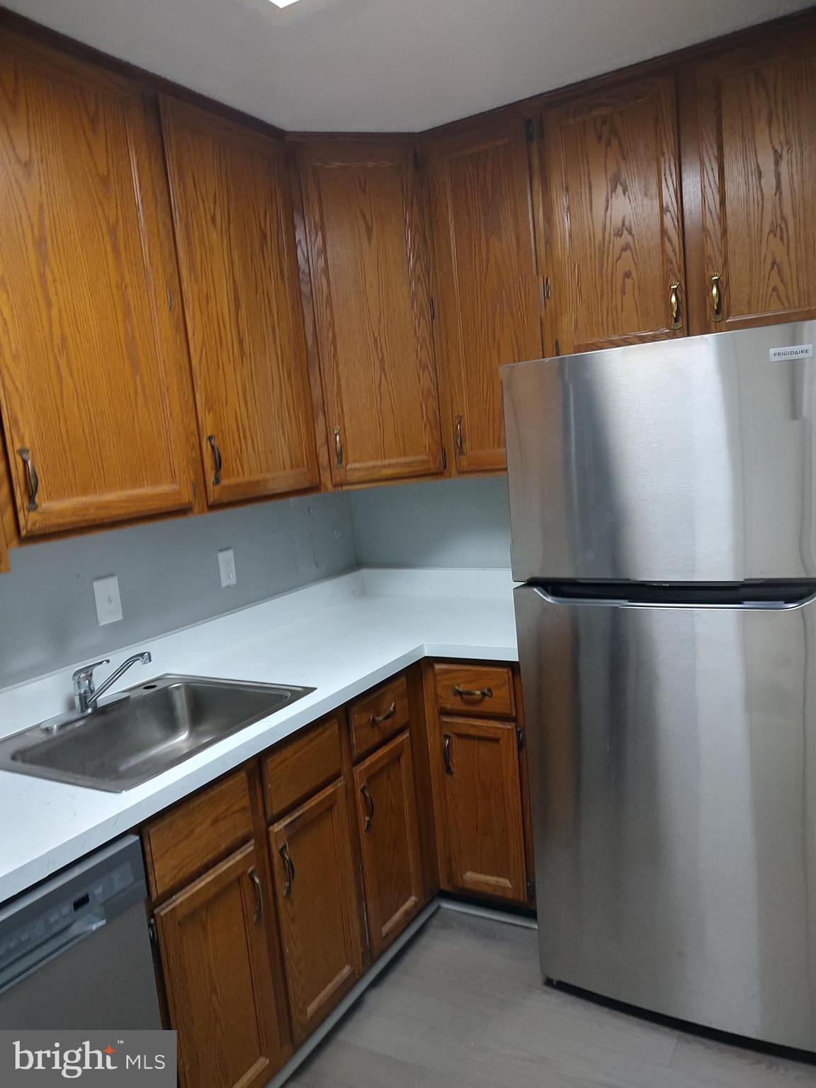 1301 DELAWARE AVE SW N103