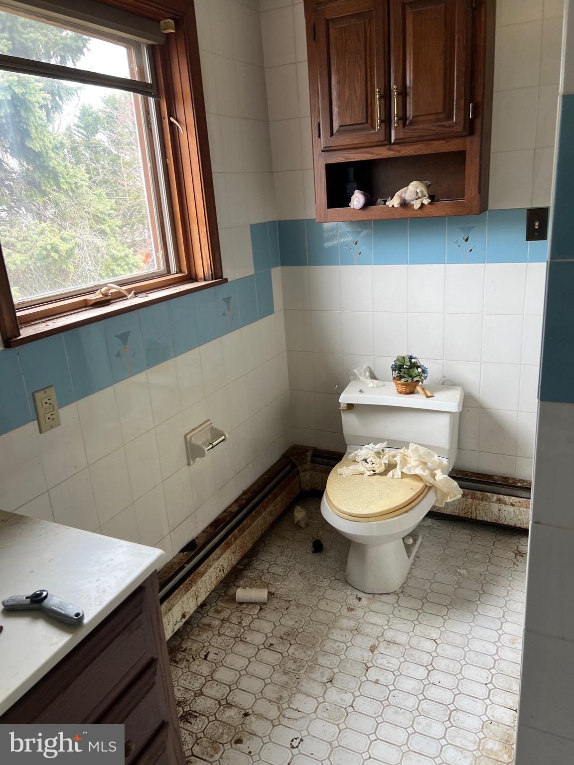 KING OF PRUSSIA - Residential