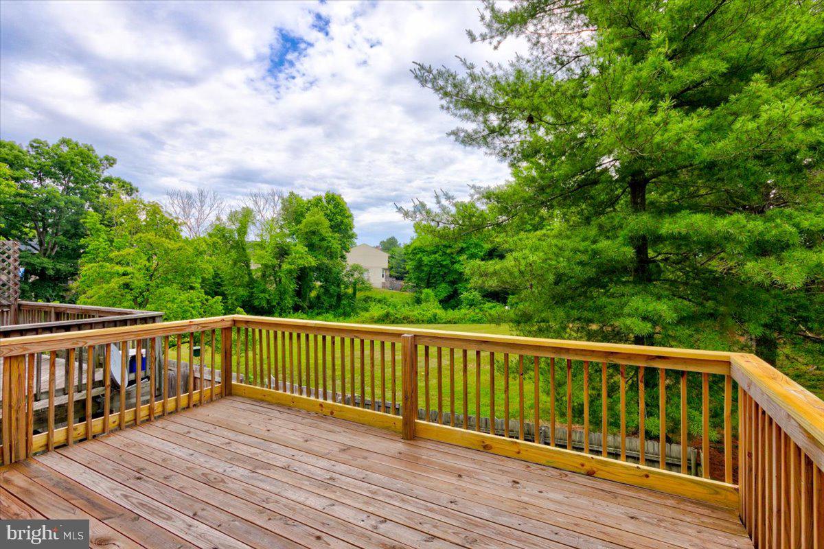 ENTERPRISE KNOLLS - Residential