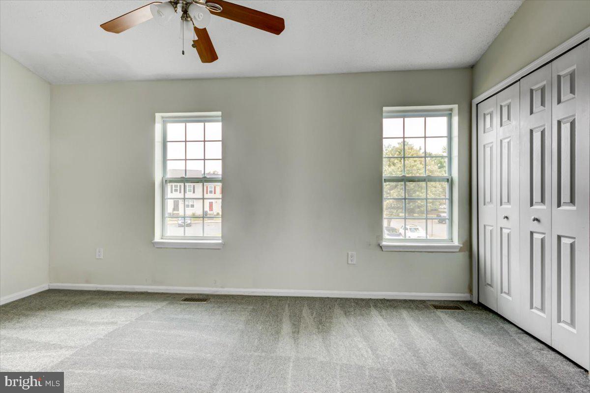 ENTERPRISE KNOLLS - Residential