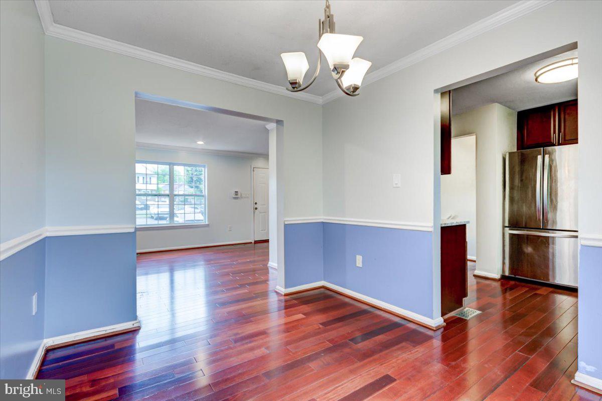 ENTERPRISE KNOLLS - Residential