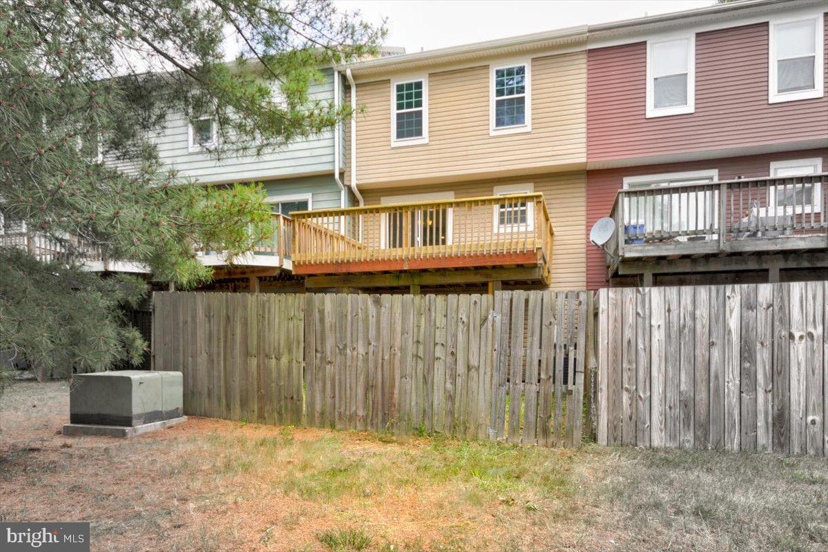 ENTERPRISE KNOLLS - Residential