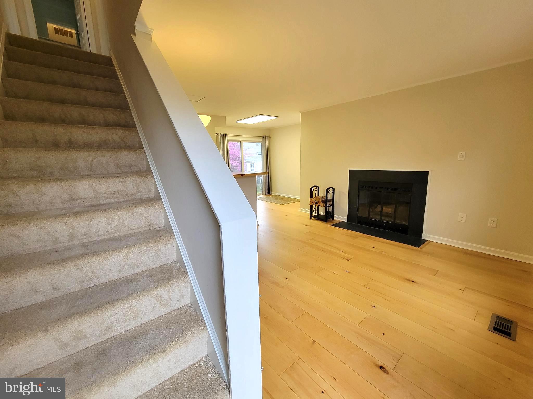 WILSHIRE - Residential Lease