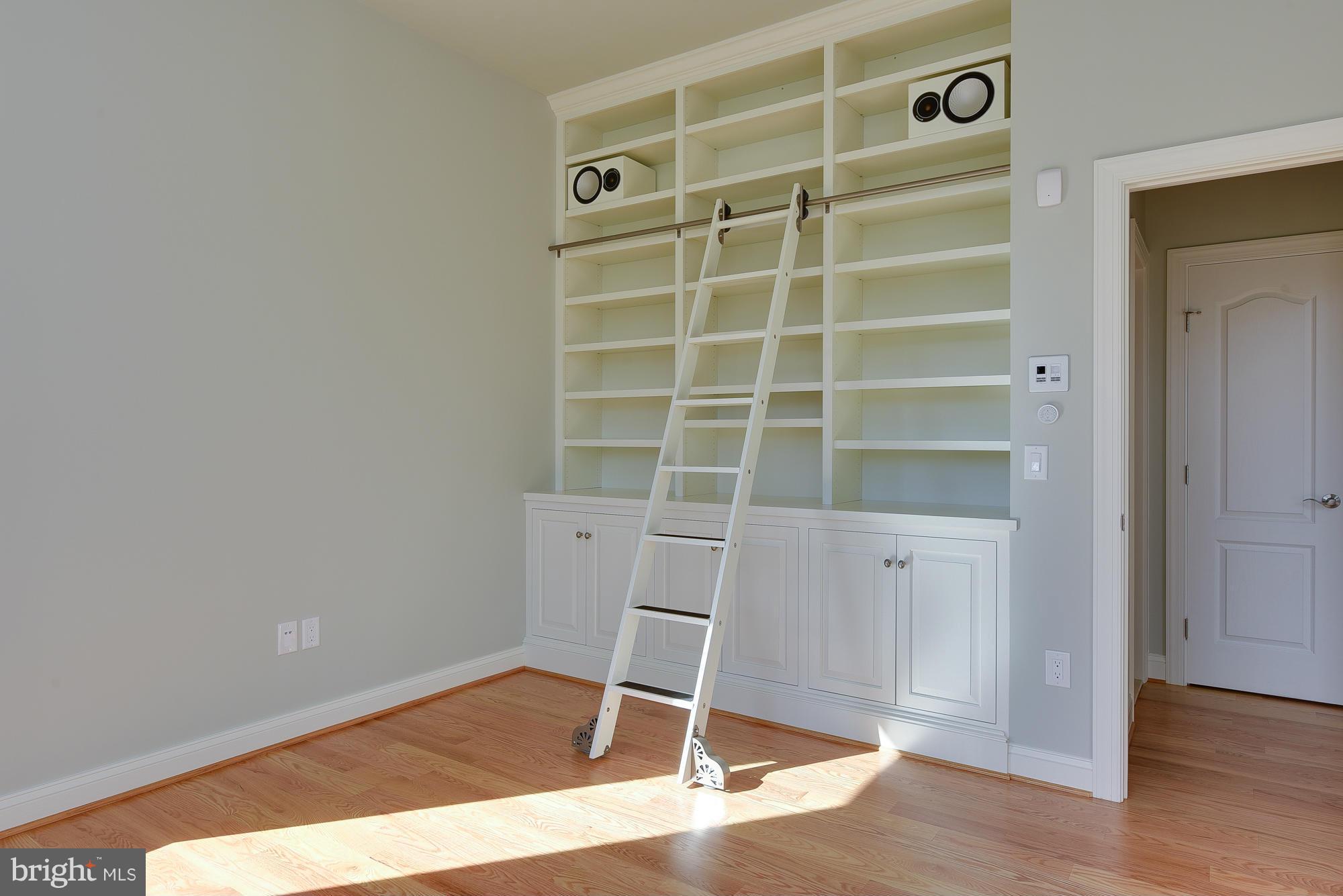 HAMBLETON ESTATES - Residential