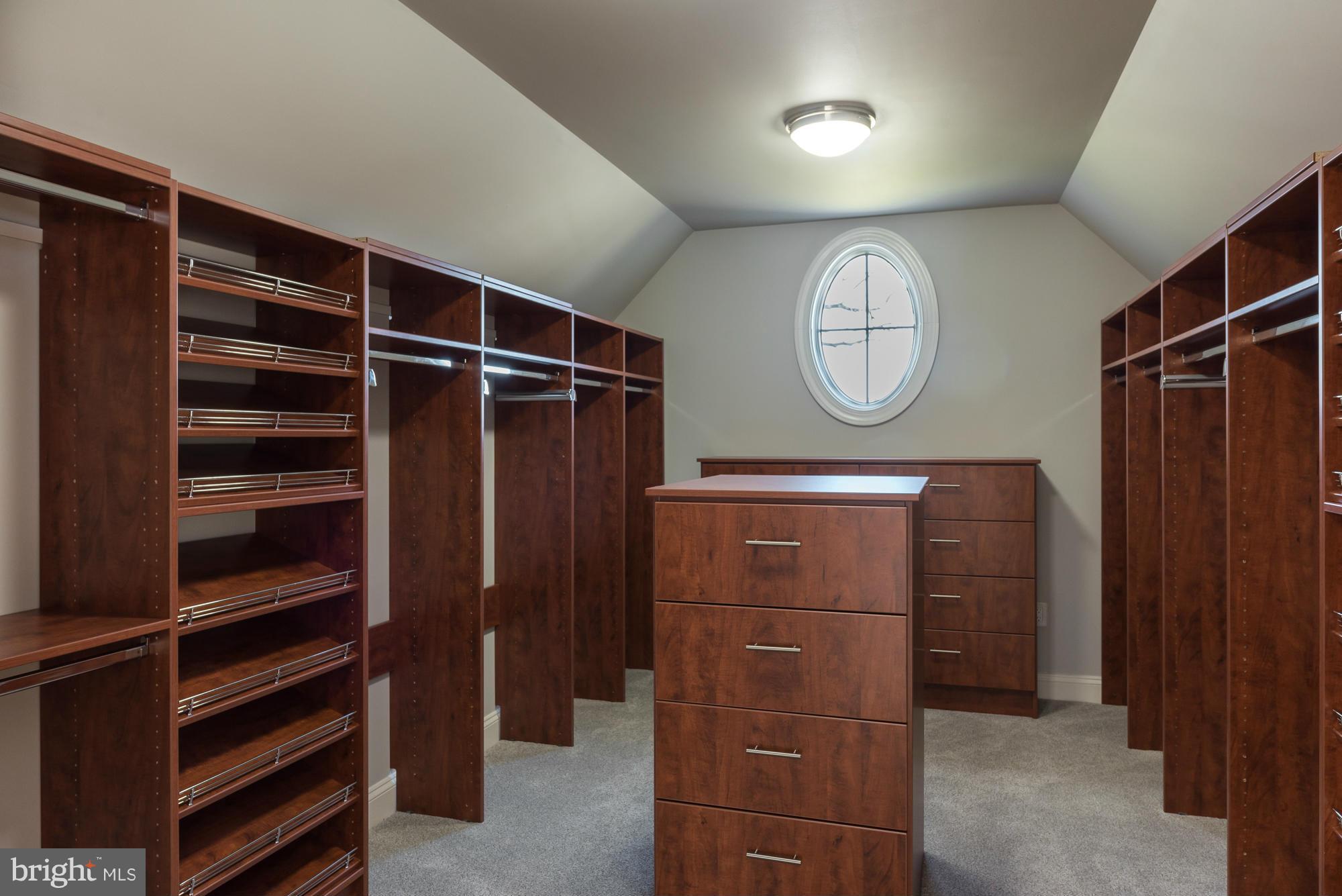 HAMBLETON ESTATES - Residential