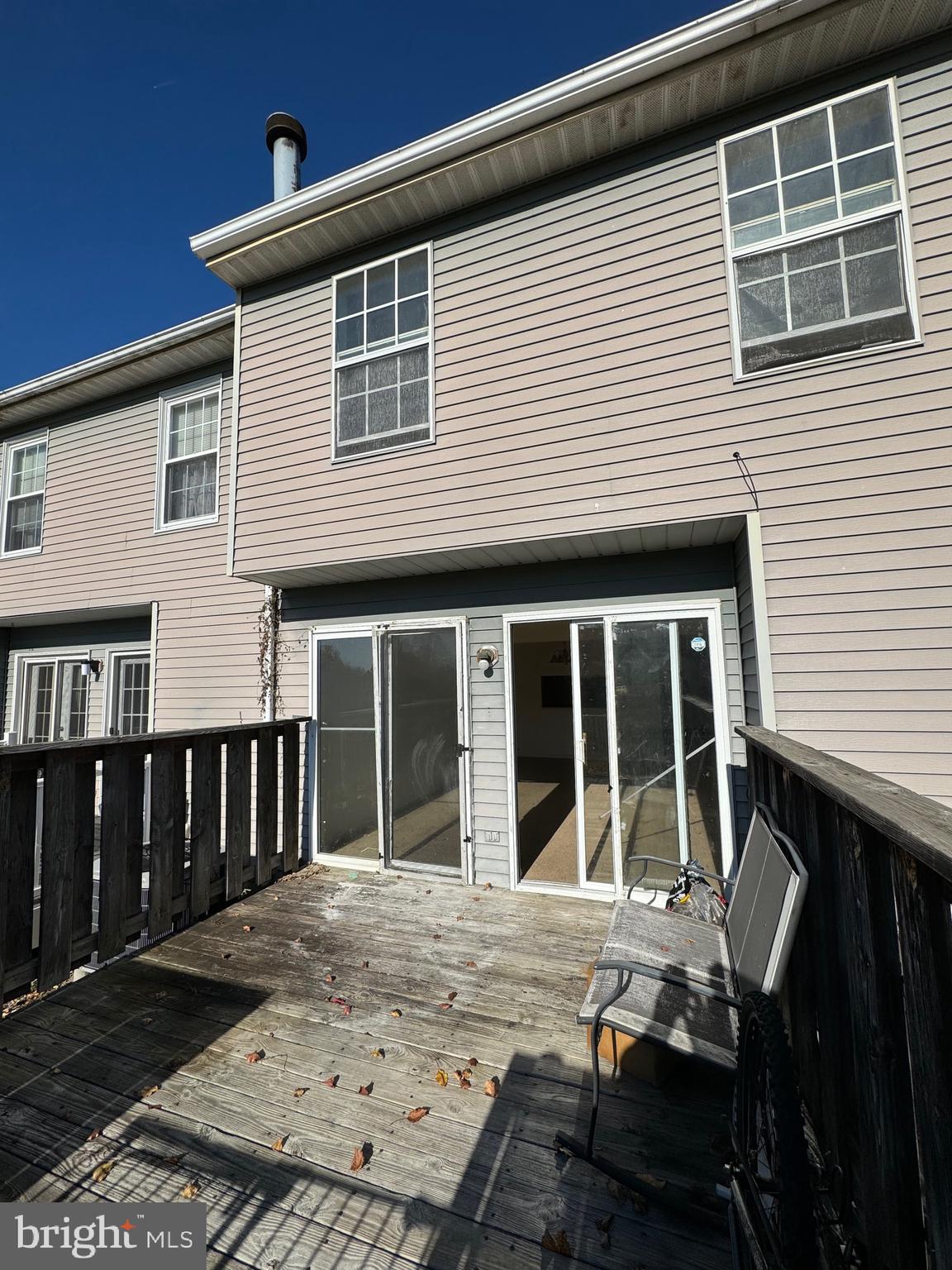 RIVERSIDE - Residential