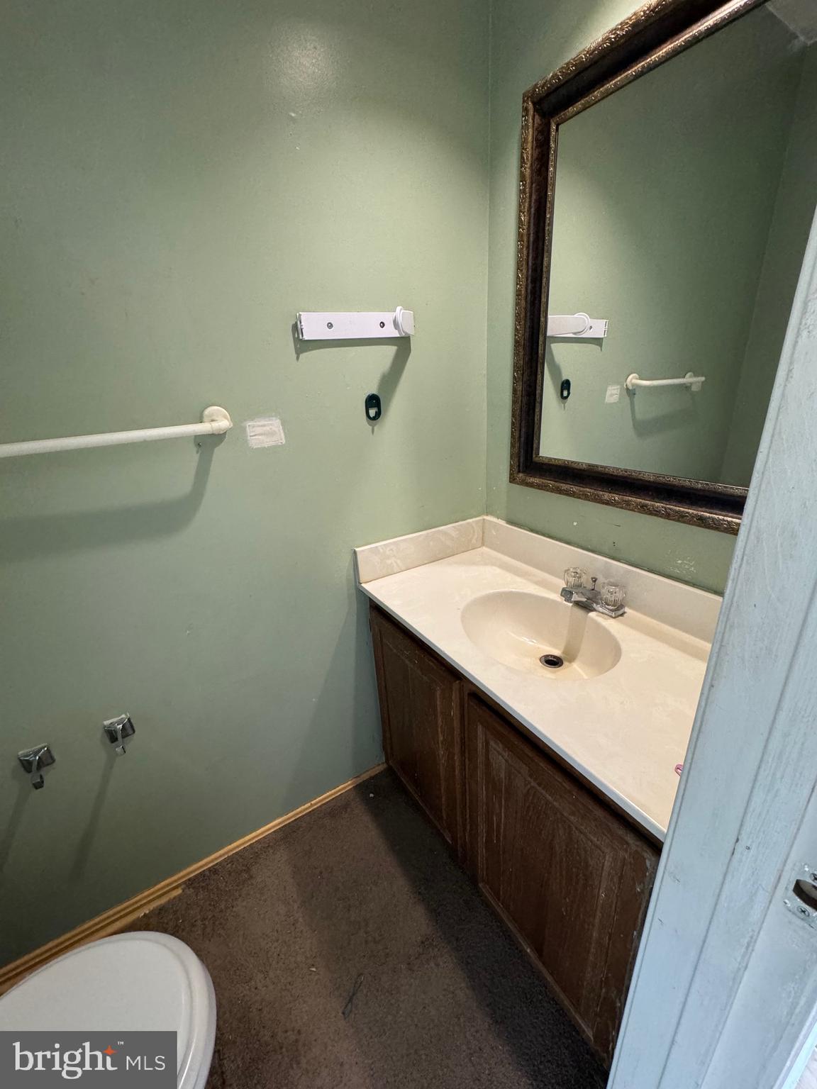 RIVERSIDE - Residential