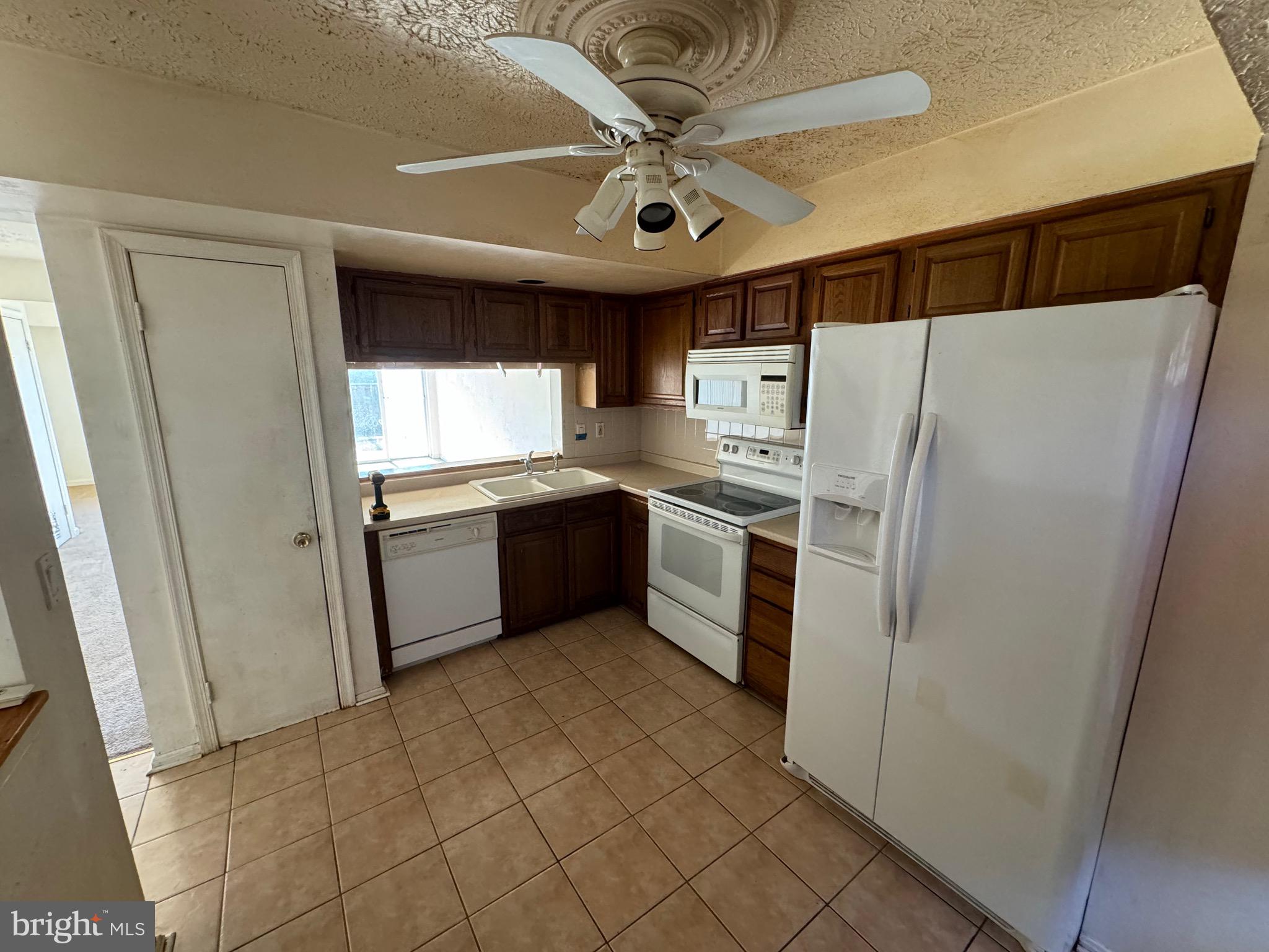 RIVERSIDE - Residential