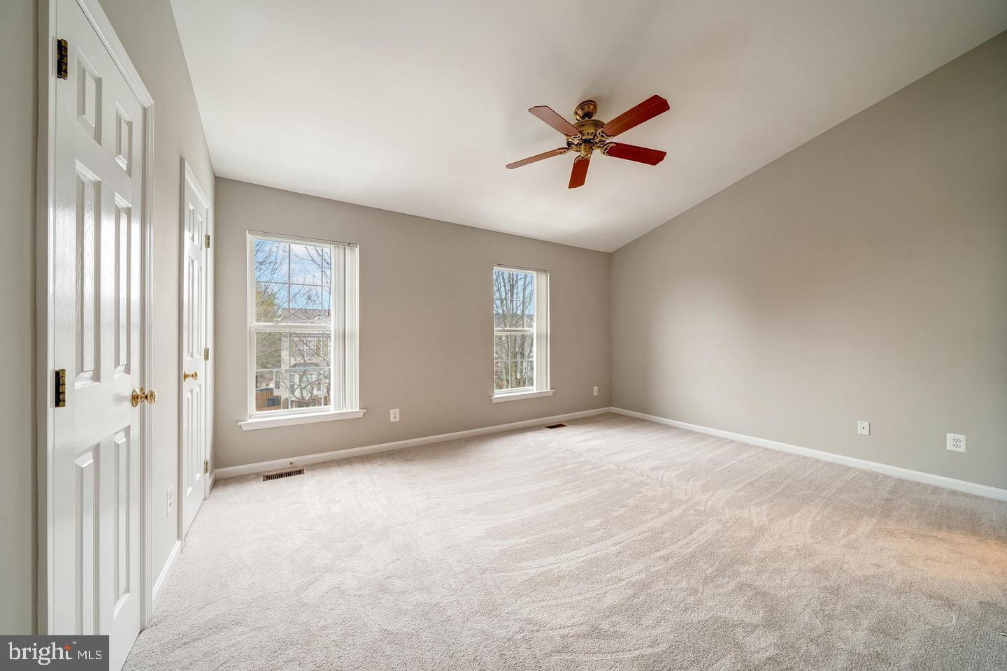 GUNSTON SQUARE - Residential Lease