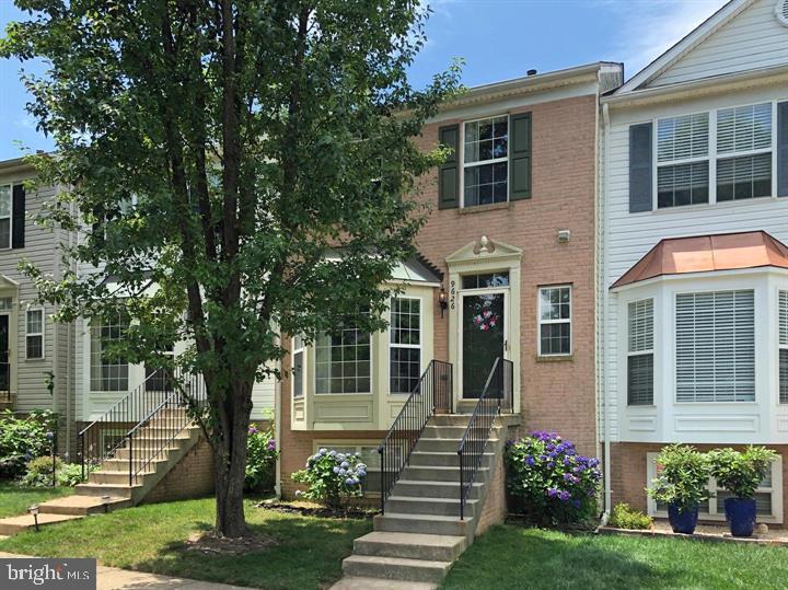 GUNSTON SQUARE - Residential Lease