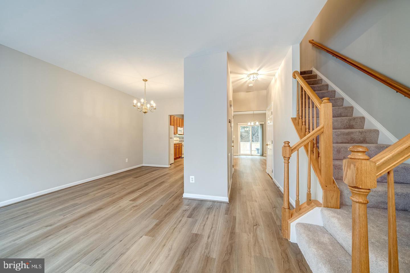 GUNSTON SQUARE - Residential Lease