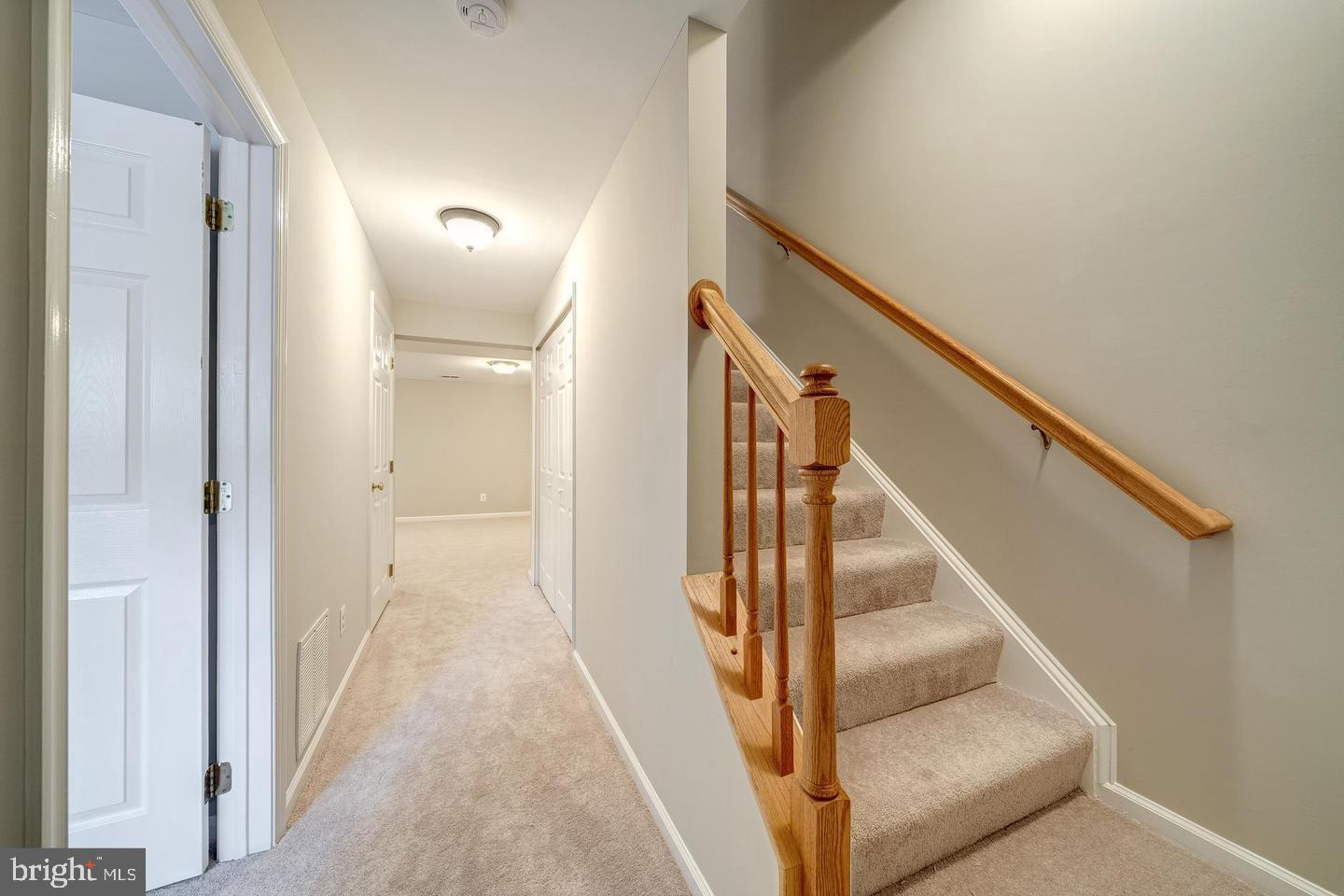 GUNSTON SQUARE - Residential Lease