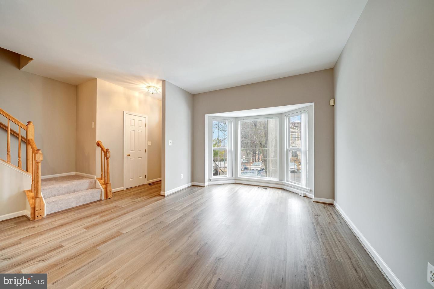 GUNSTON SQUARE - Residential Lease