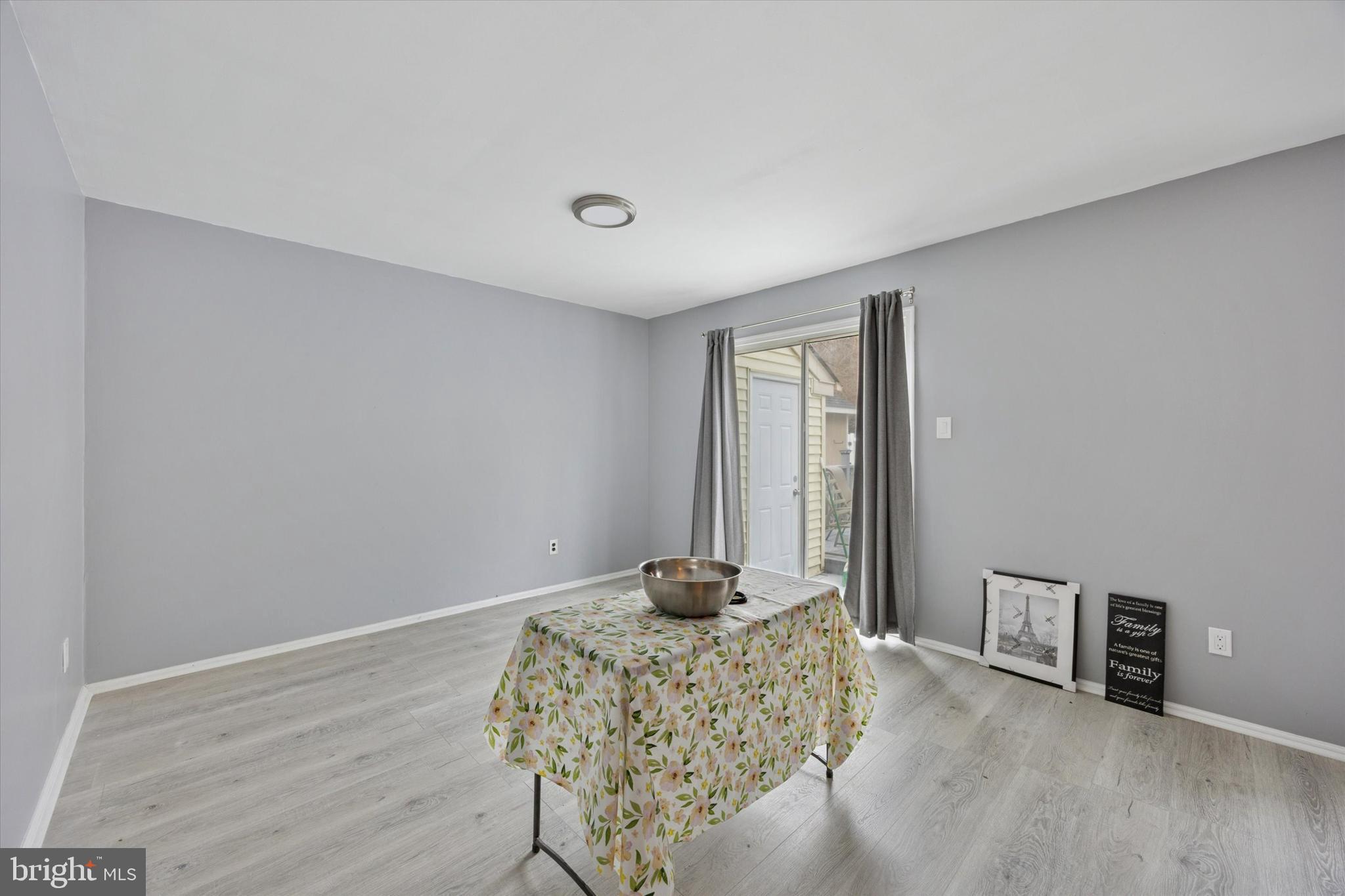 CEDAR HILL - Residential