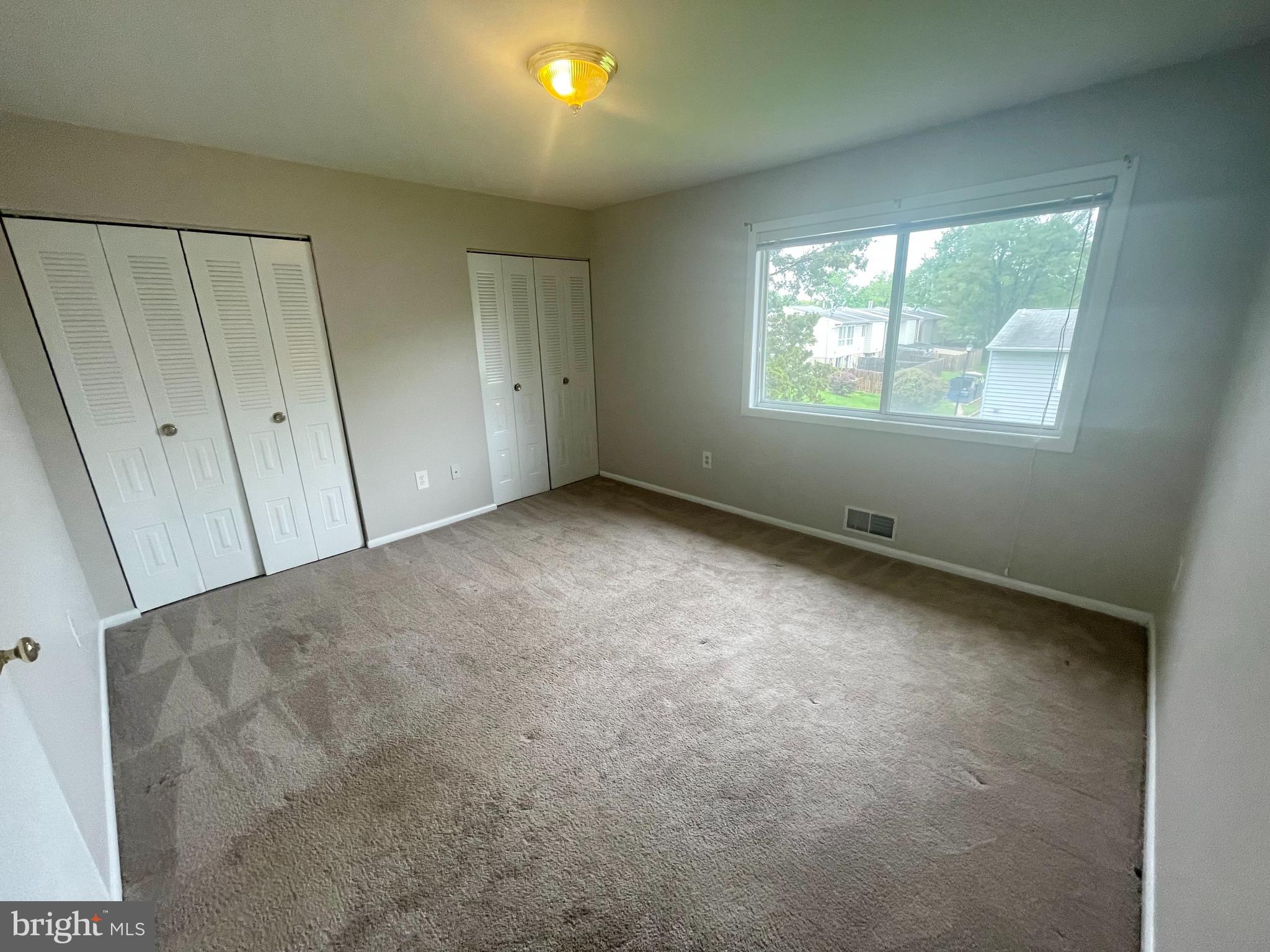 REFLECTION LAKE - Residential