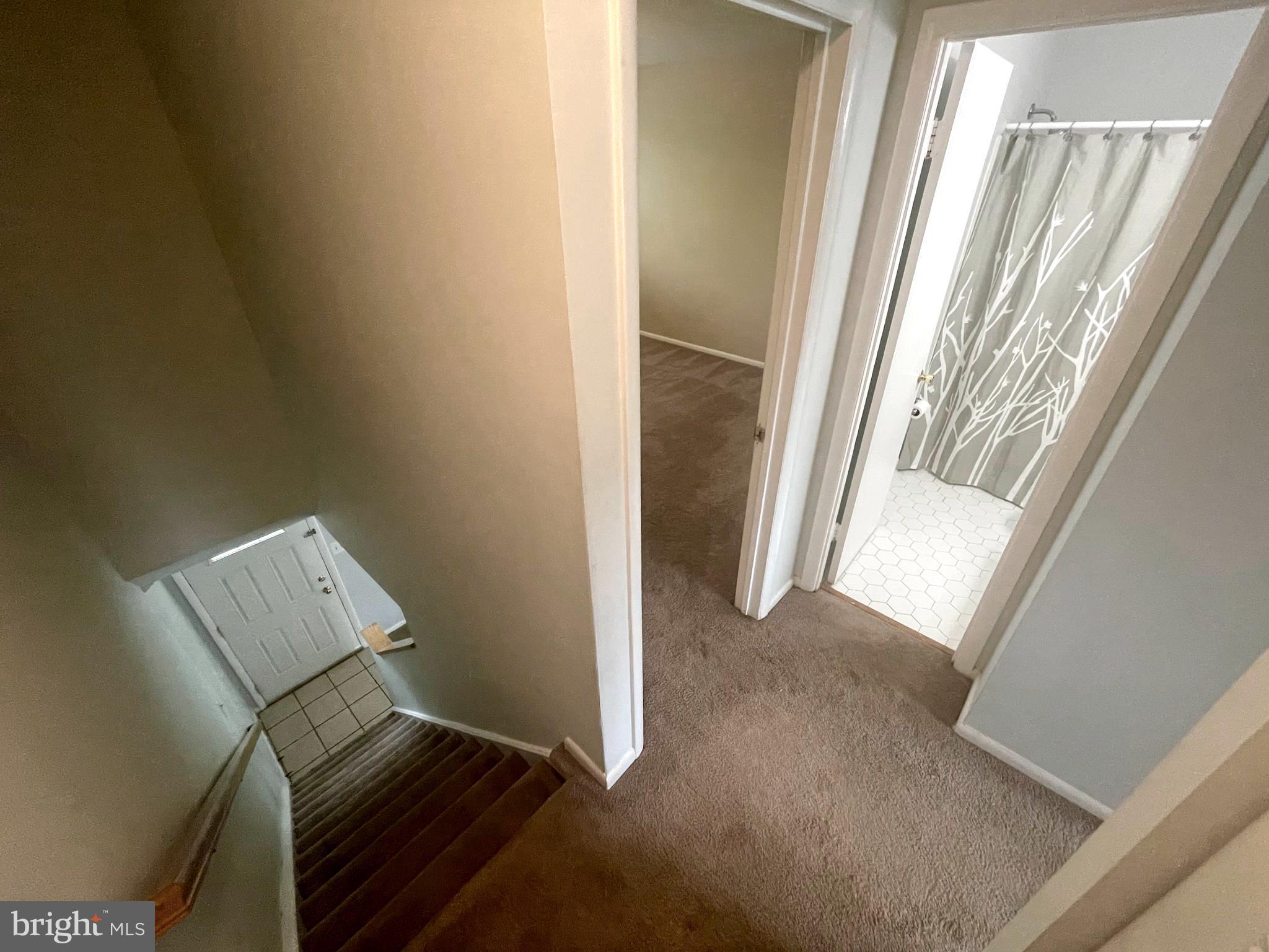 REFLECTION LAKE - Residential