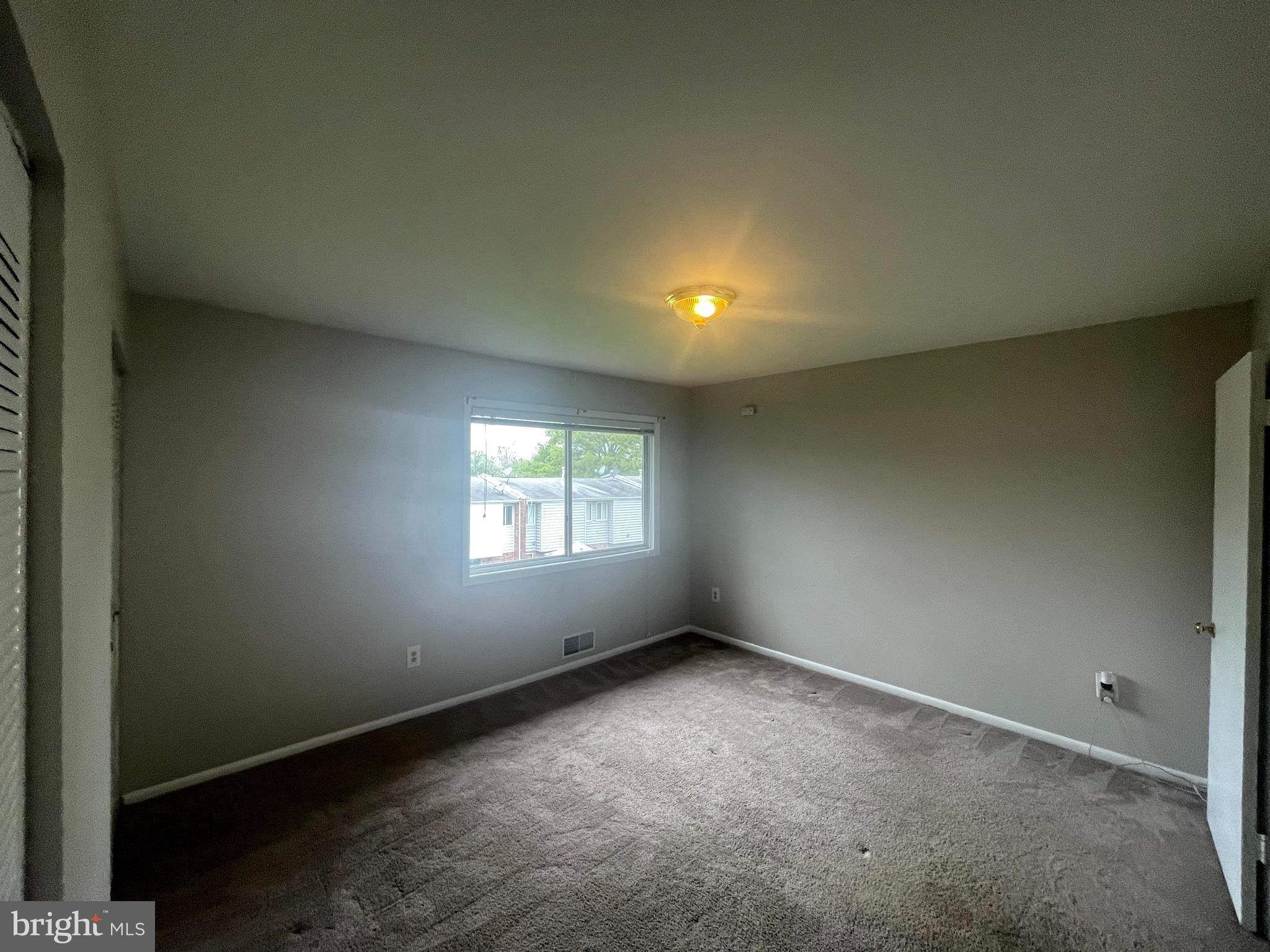 REFLECTION LAKE - Residential