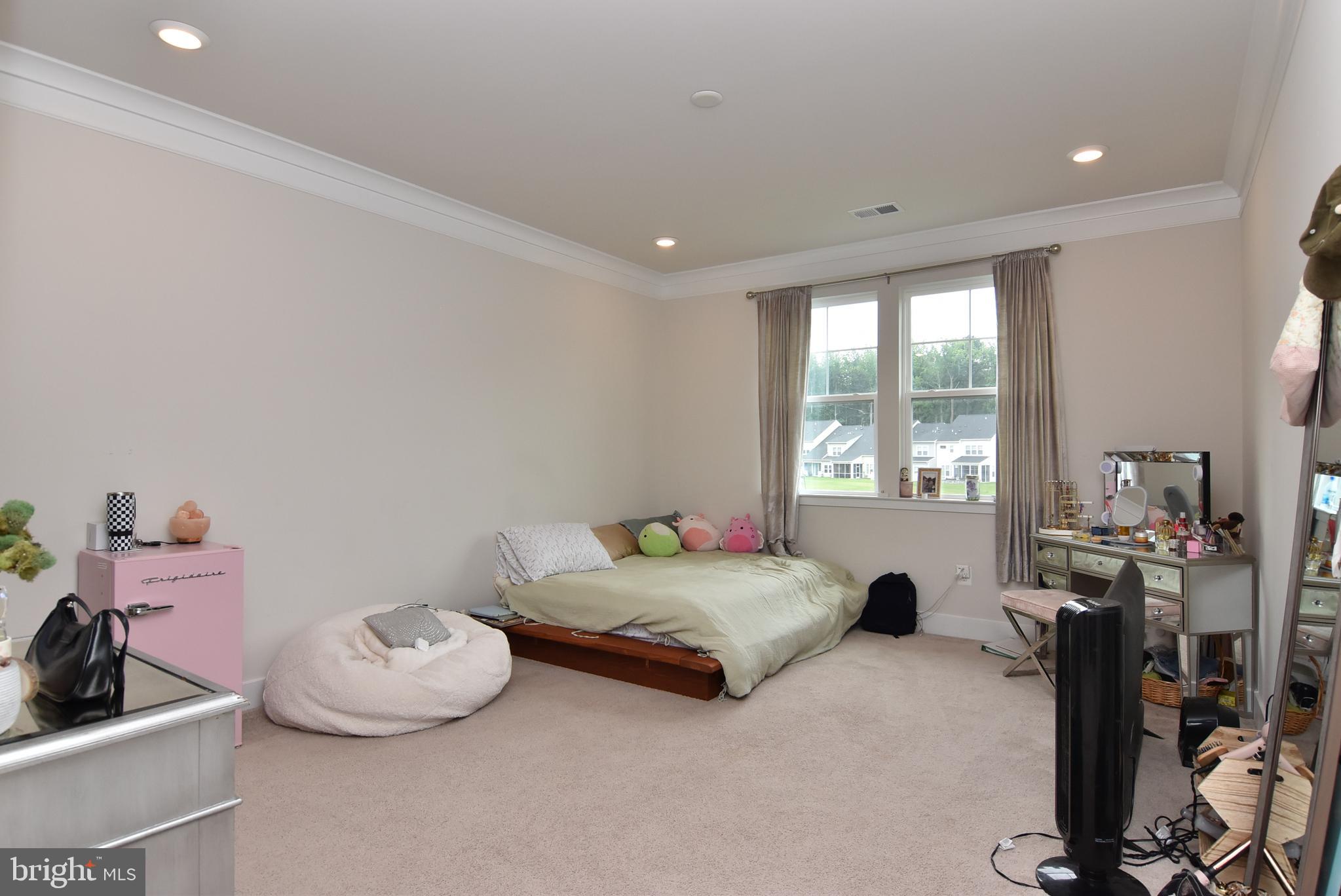 VILLAS AT WALDEN - Residential