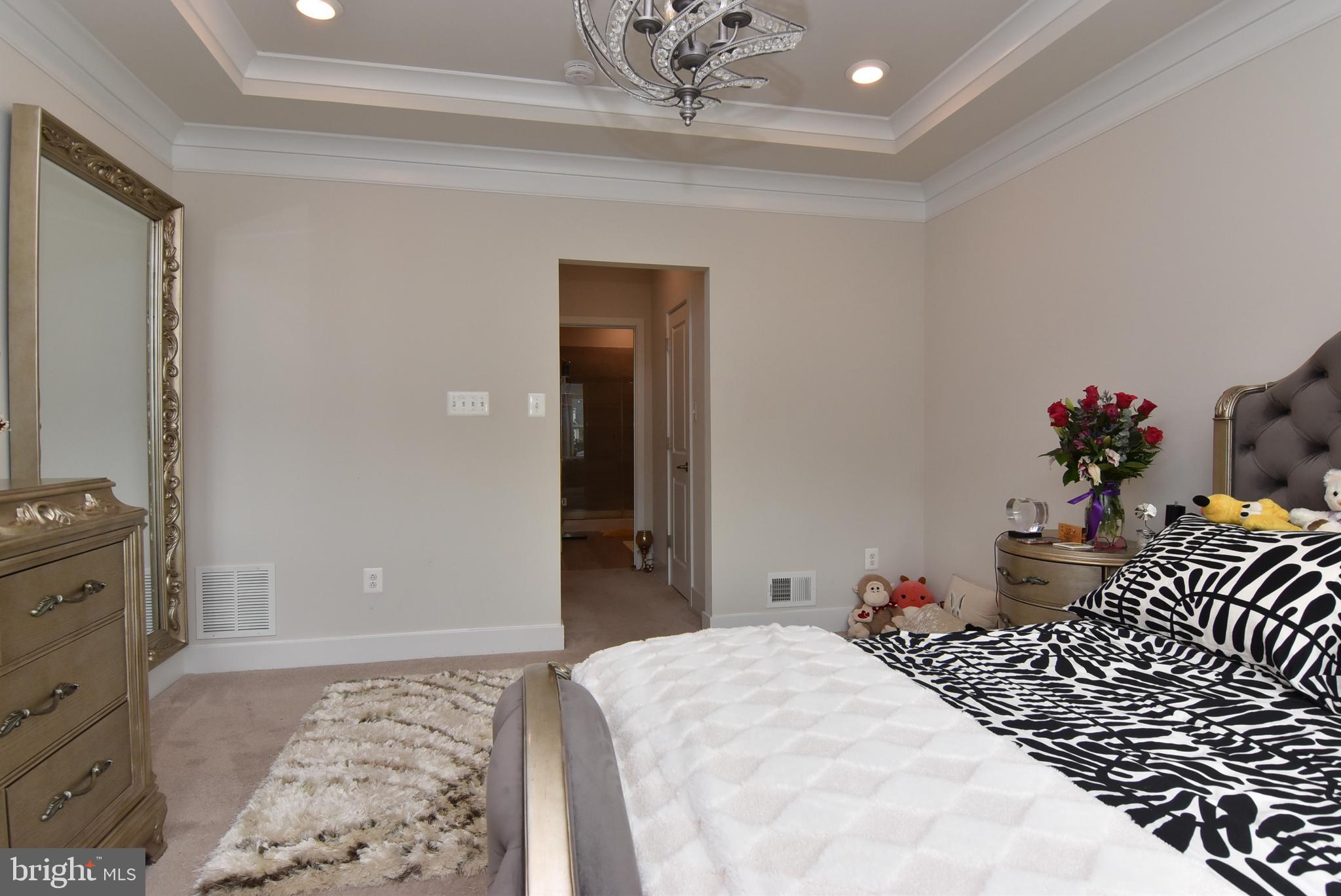 VILLAS AT WALDEN - Residential