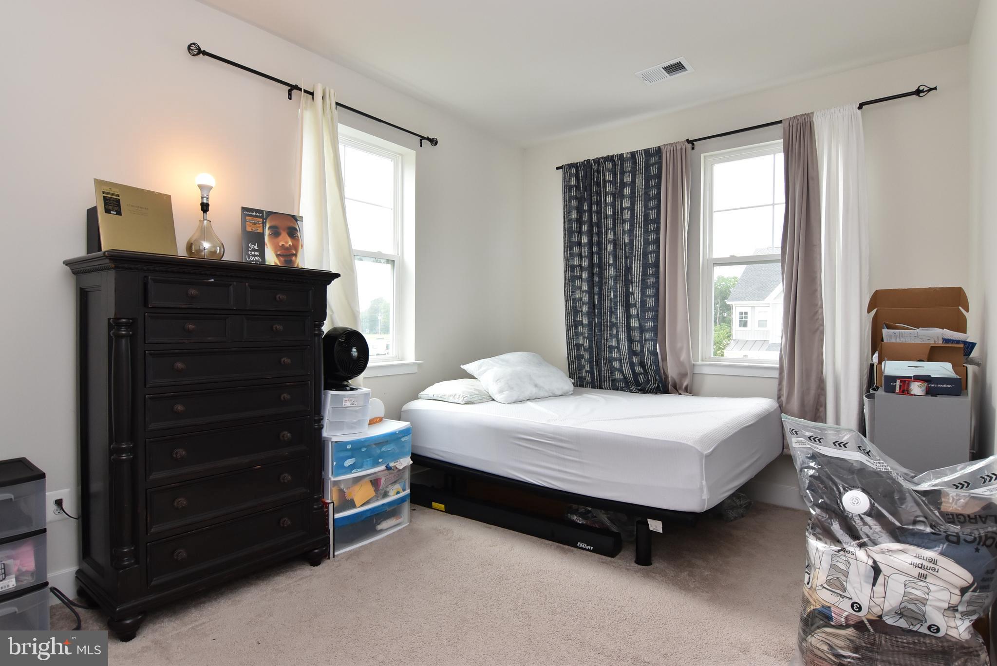 VILLAS AT WALDEN - Residential