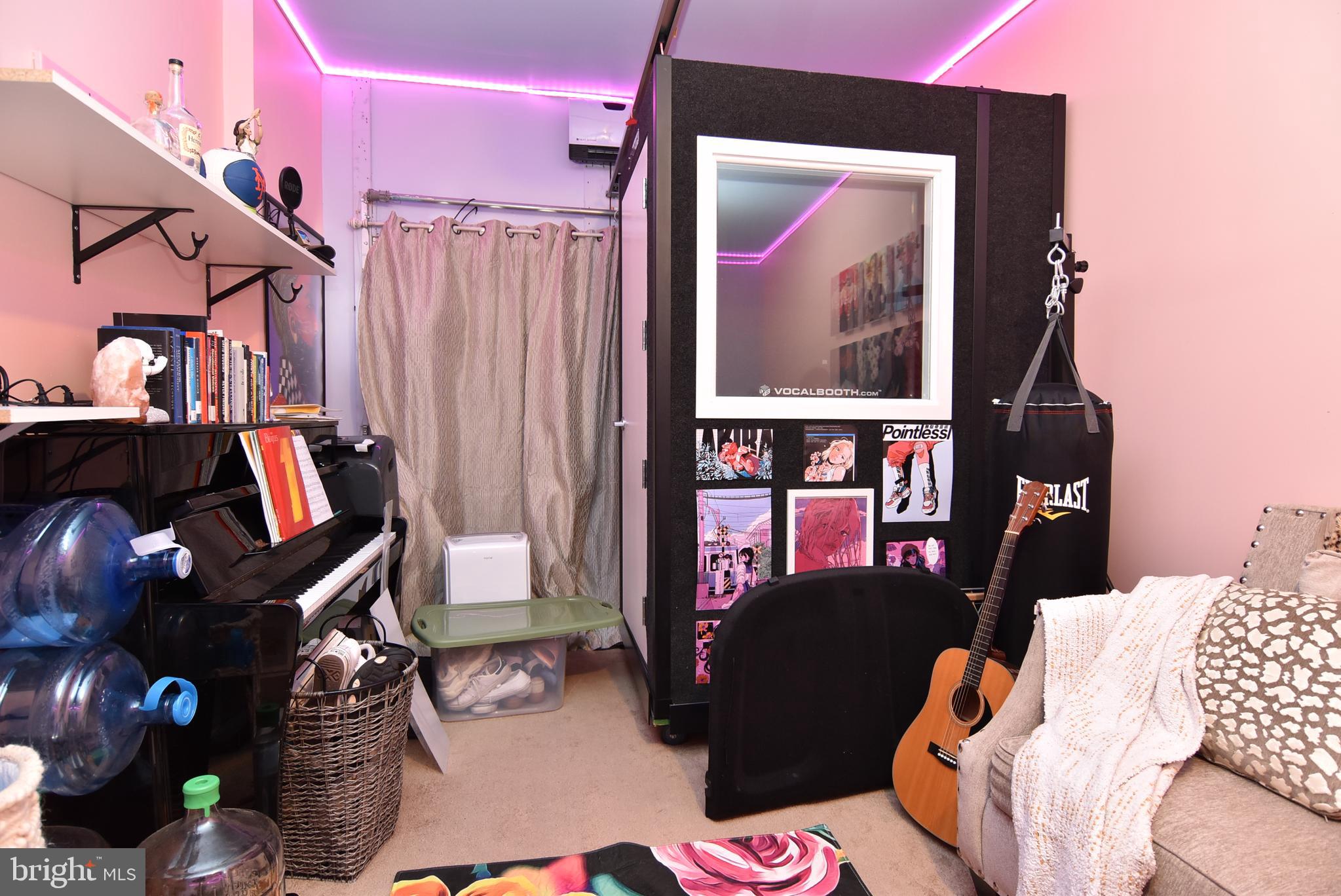 VILLAS AT WALDEN - Residential