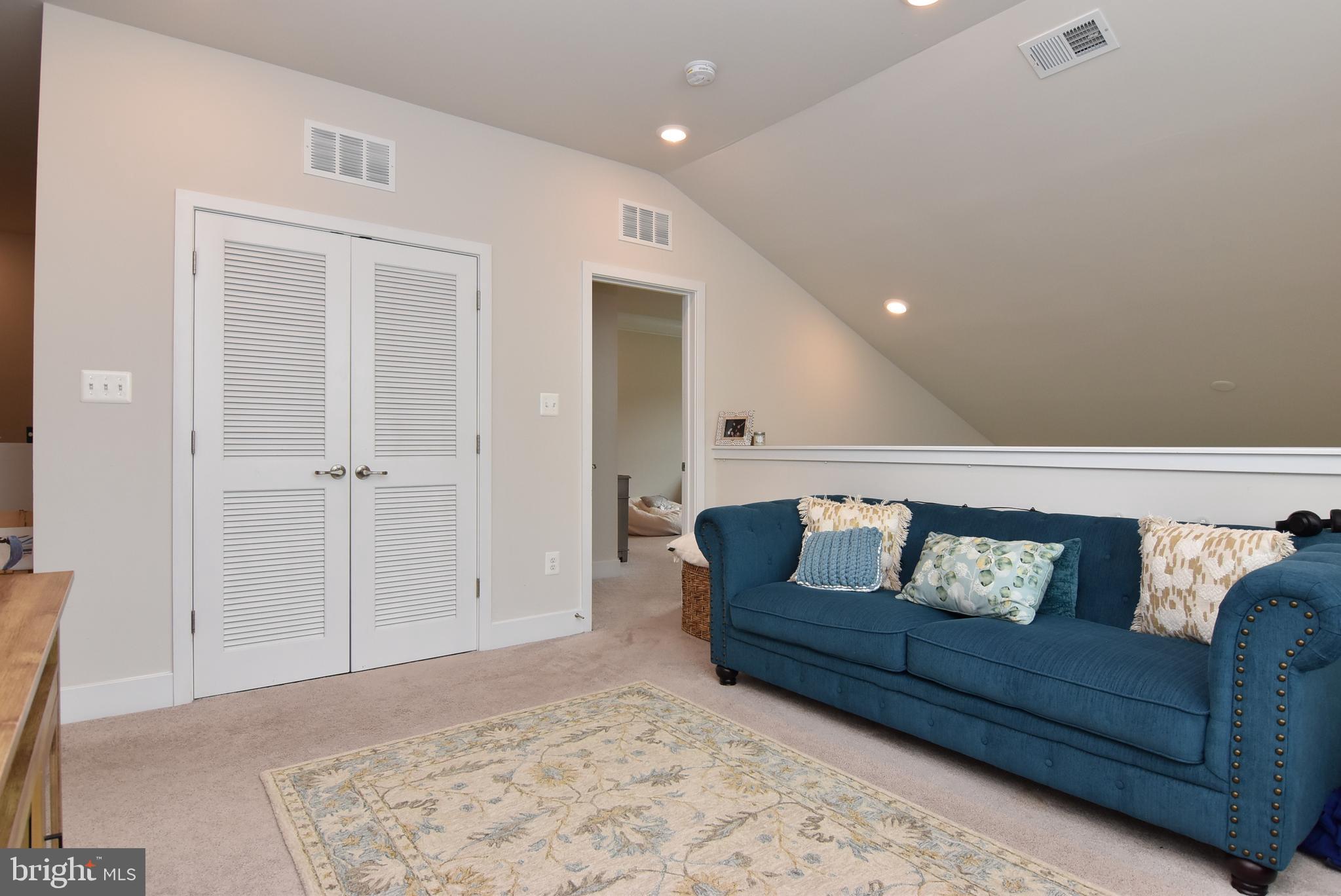 VILLAS AT WALDEN - Residential