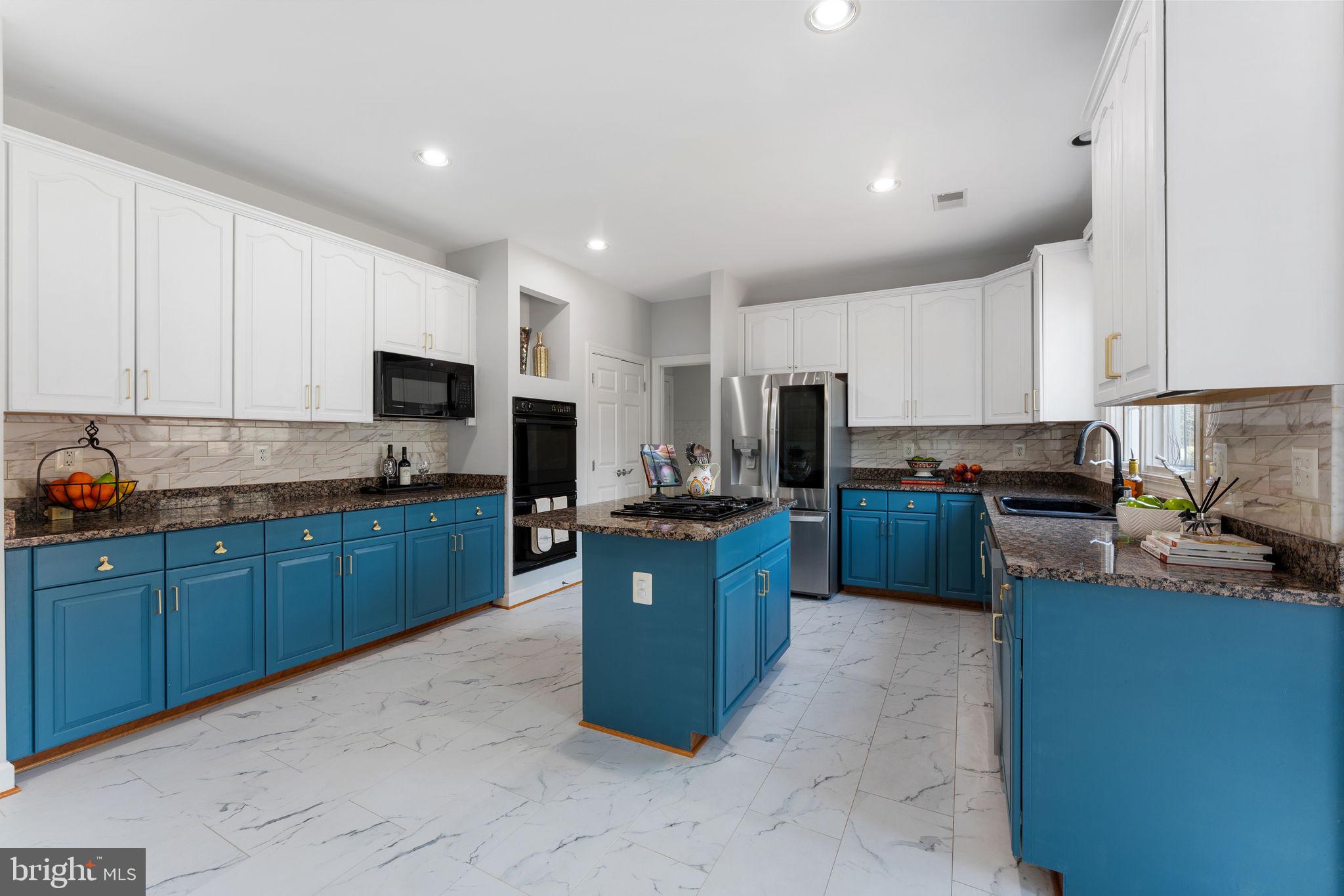 ESTATES AT WYNDHAM HILLS - Residential