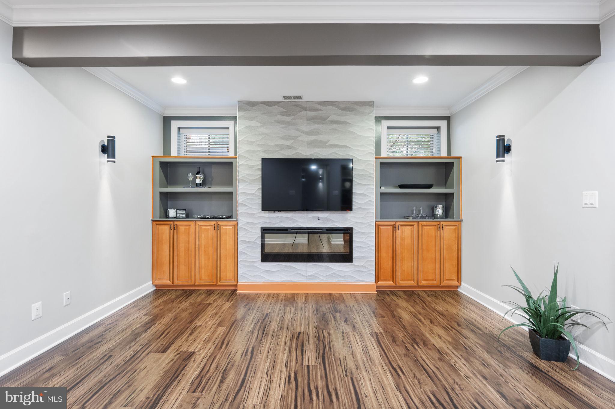 ESTATES AT WYNDHAM HILLS - Residential