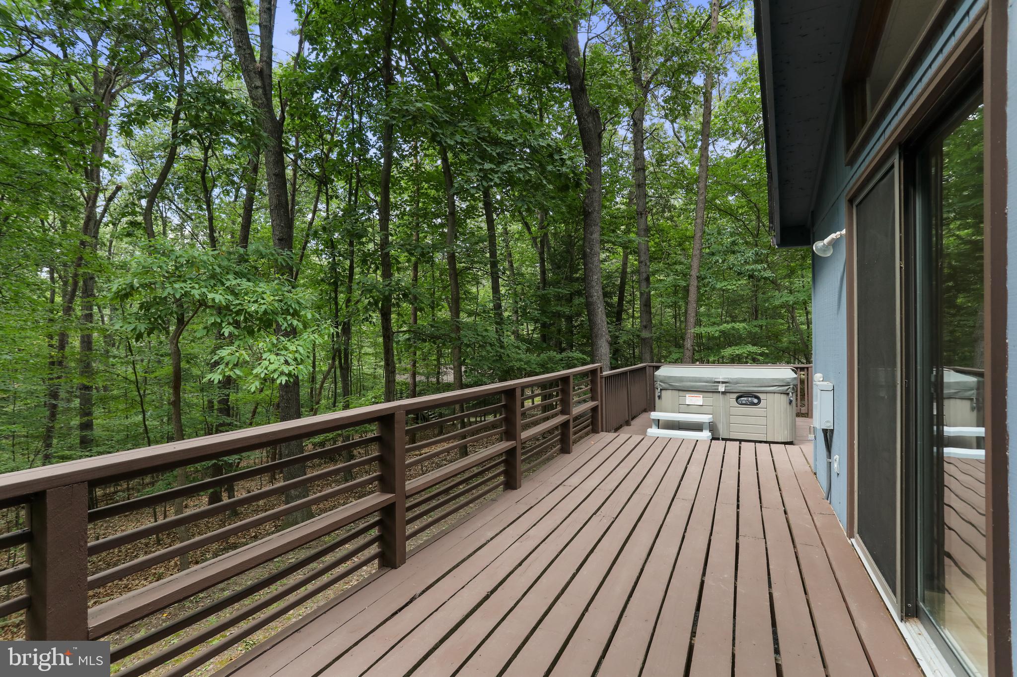 THE WOODS - Residential