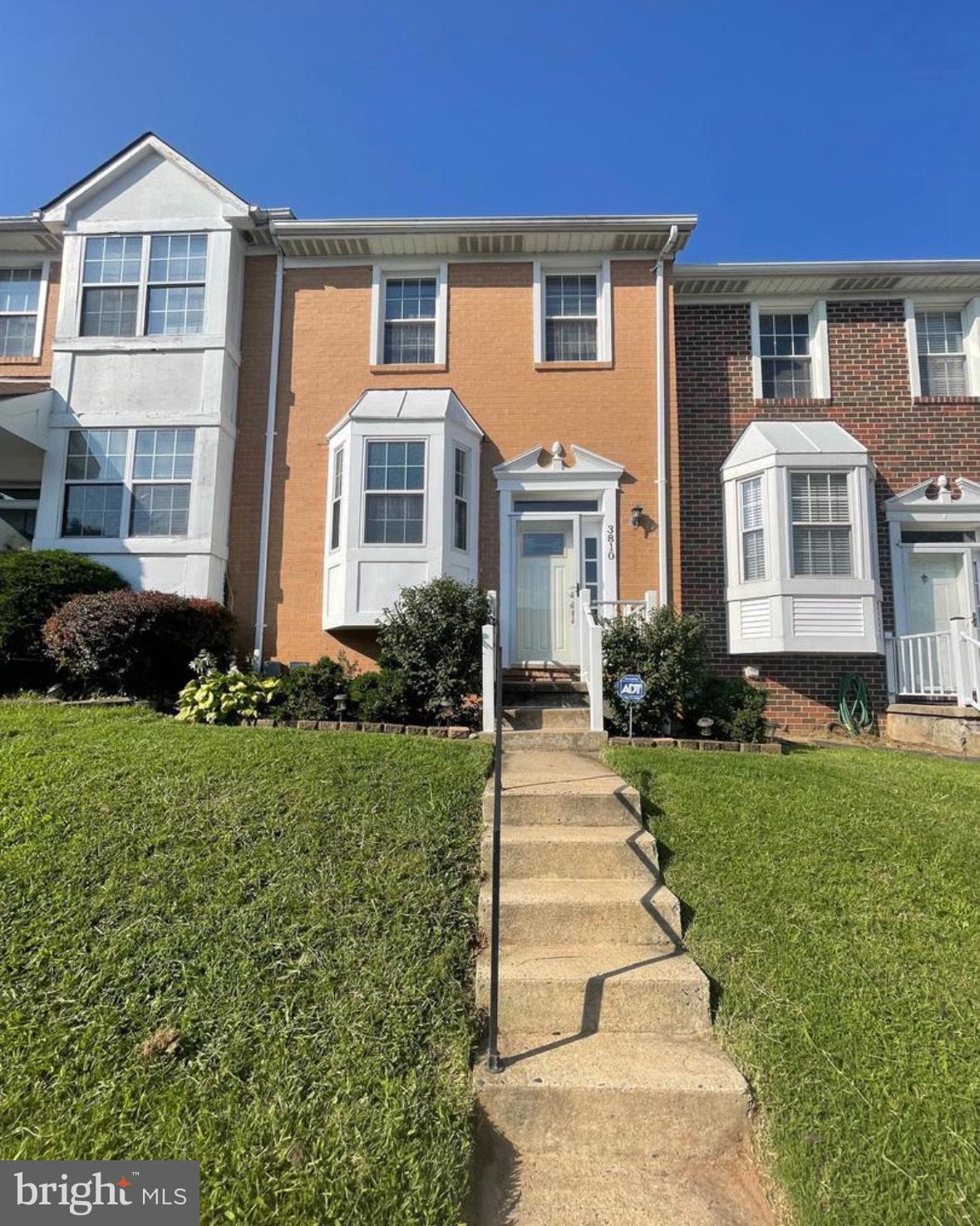 ROLLING CREST - Residential Lease