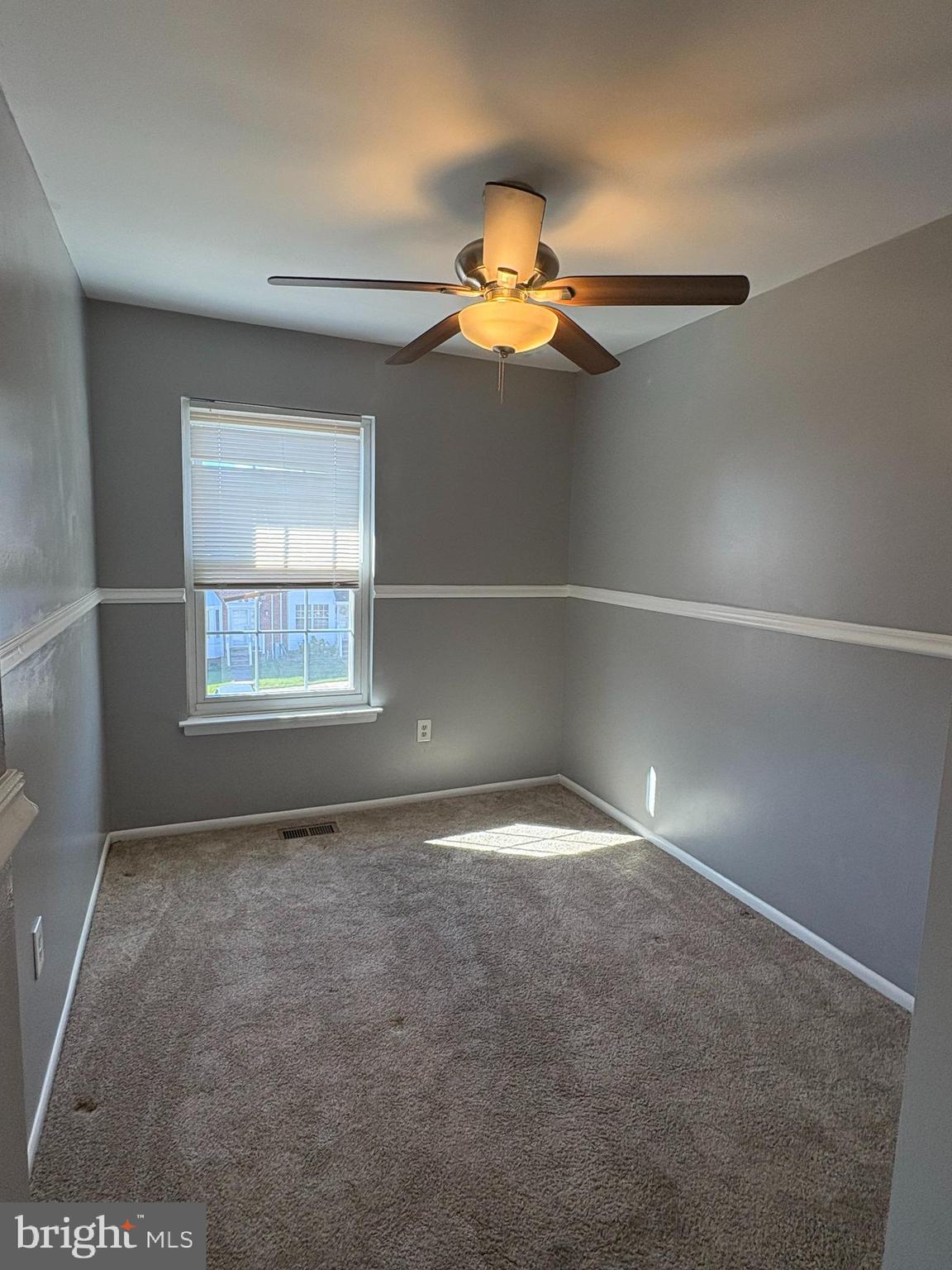 ROLLING CREST - Residential Lease