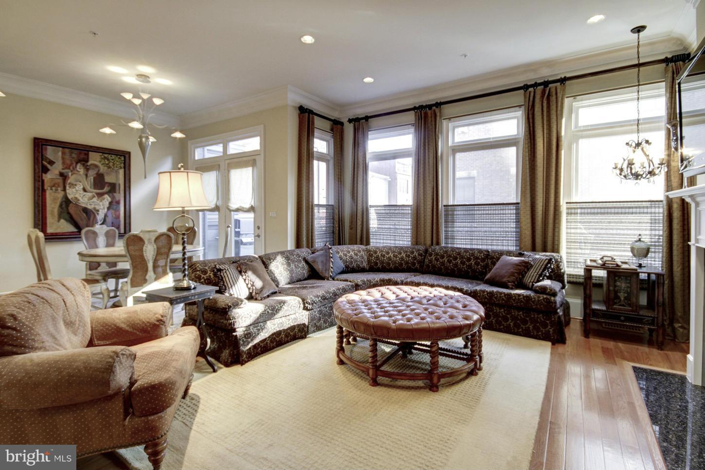 PARK POTOMAC - Residential