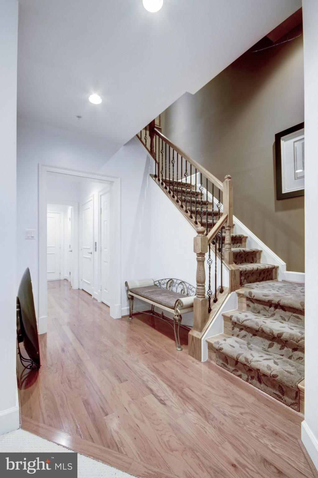 PARK POTOMAC - Residential