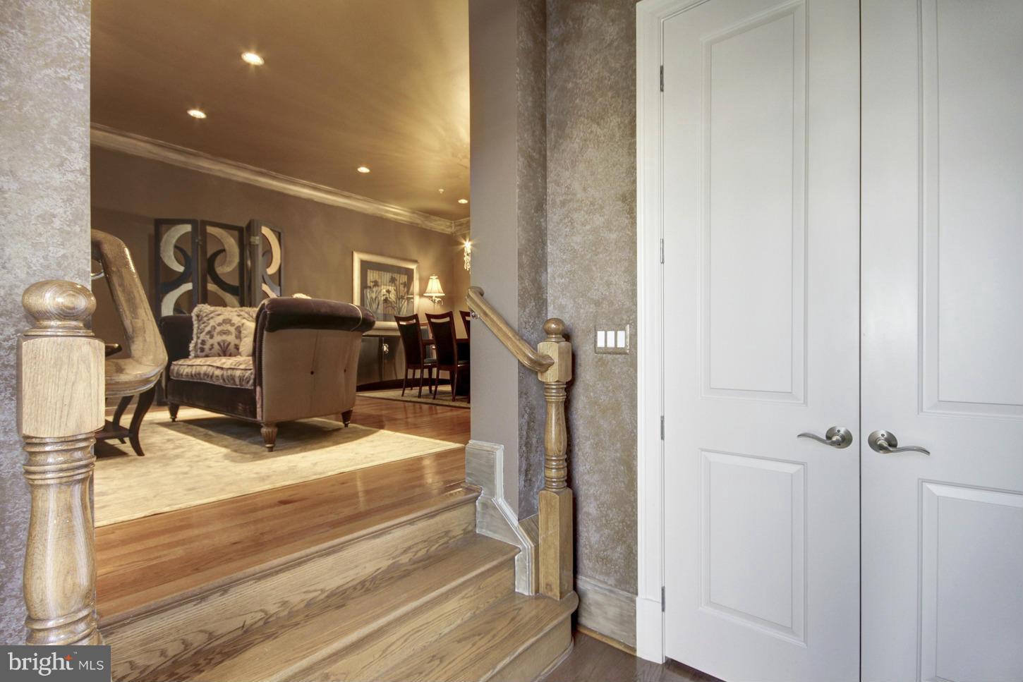 PARK POTOMAC - Residential