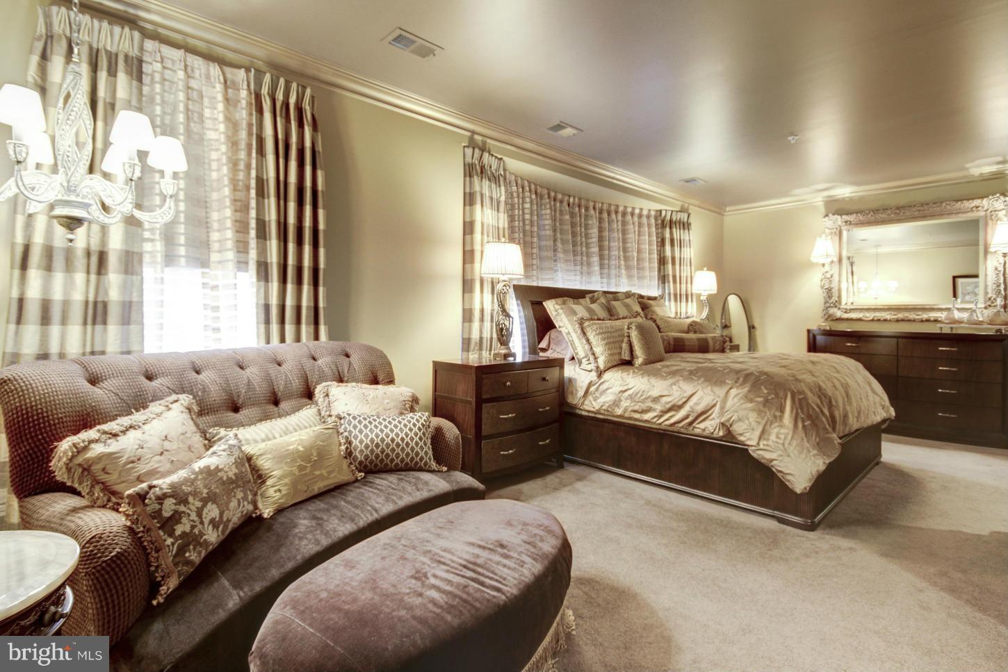 PARK POTOMAC - Residential