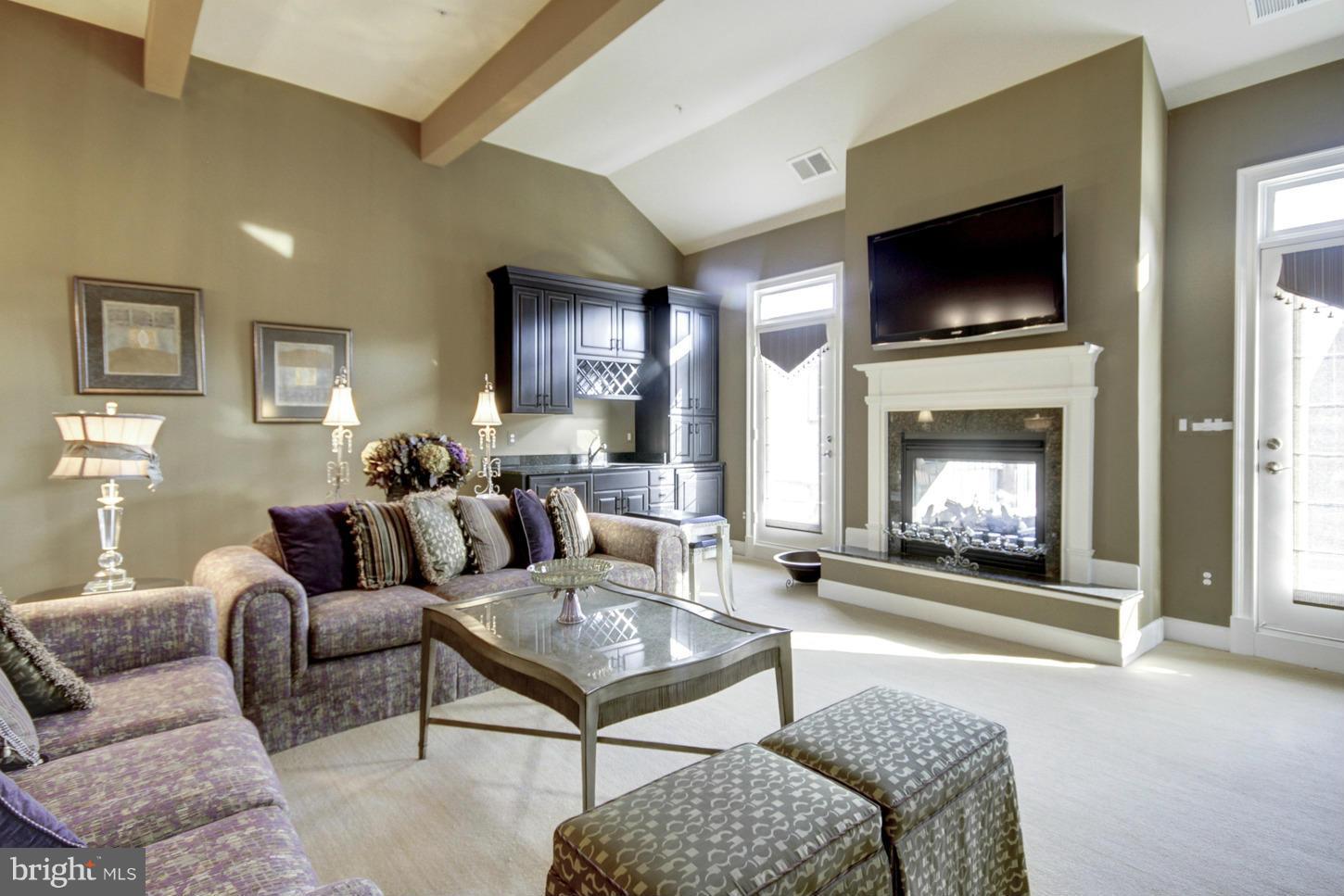 PARK POTOMAC - Residential