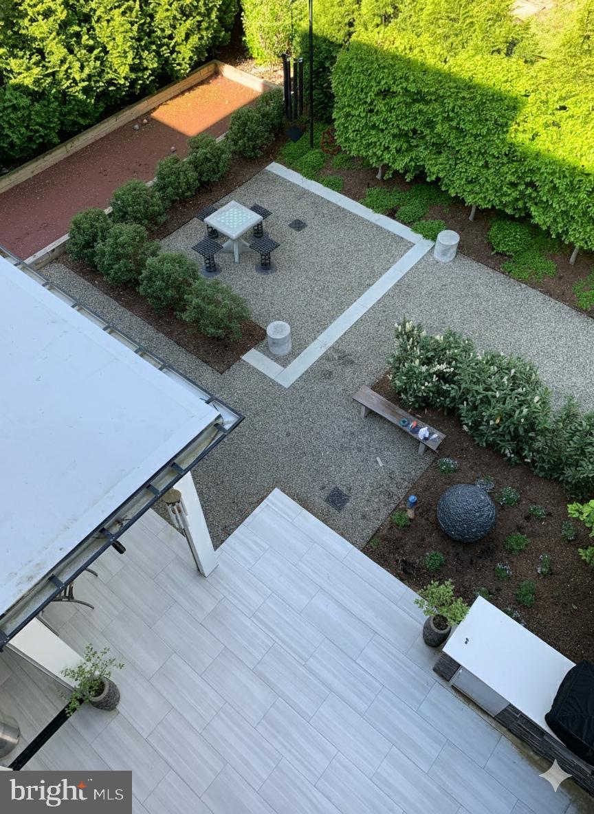 LORCOM GROVE - Residential