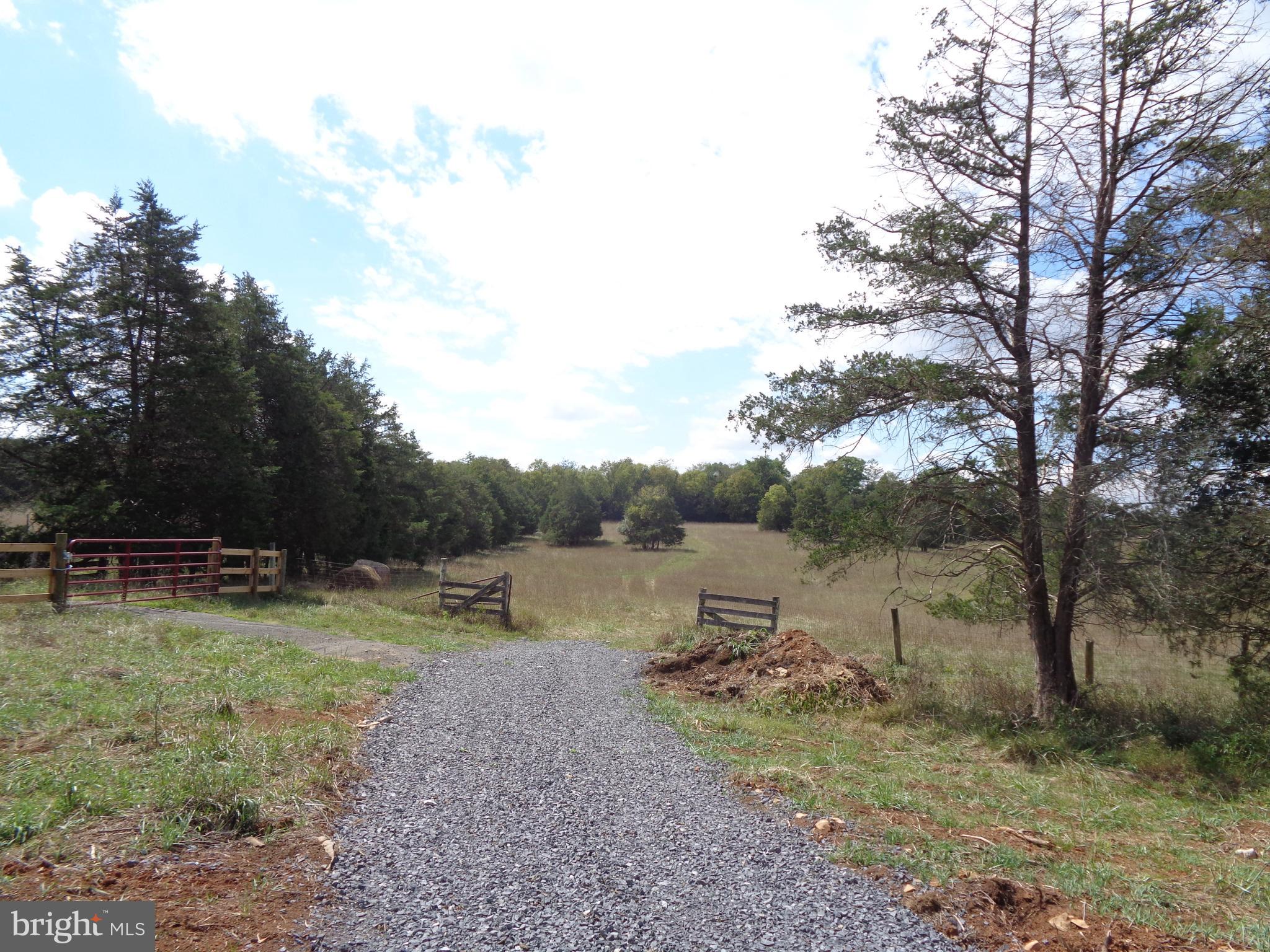 NEW HOPE FARM - Land
