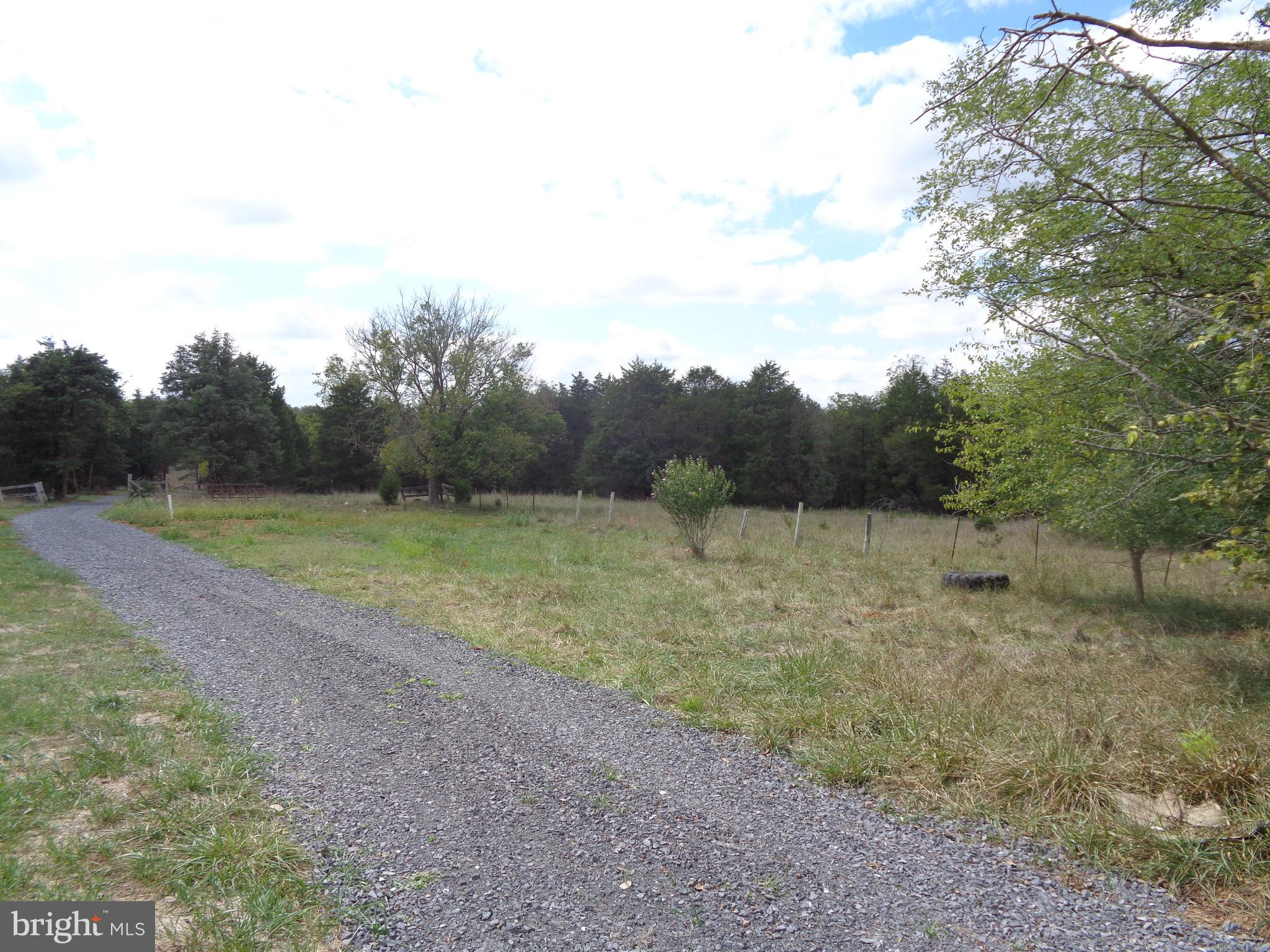 NEW HOPE FARM - Land