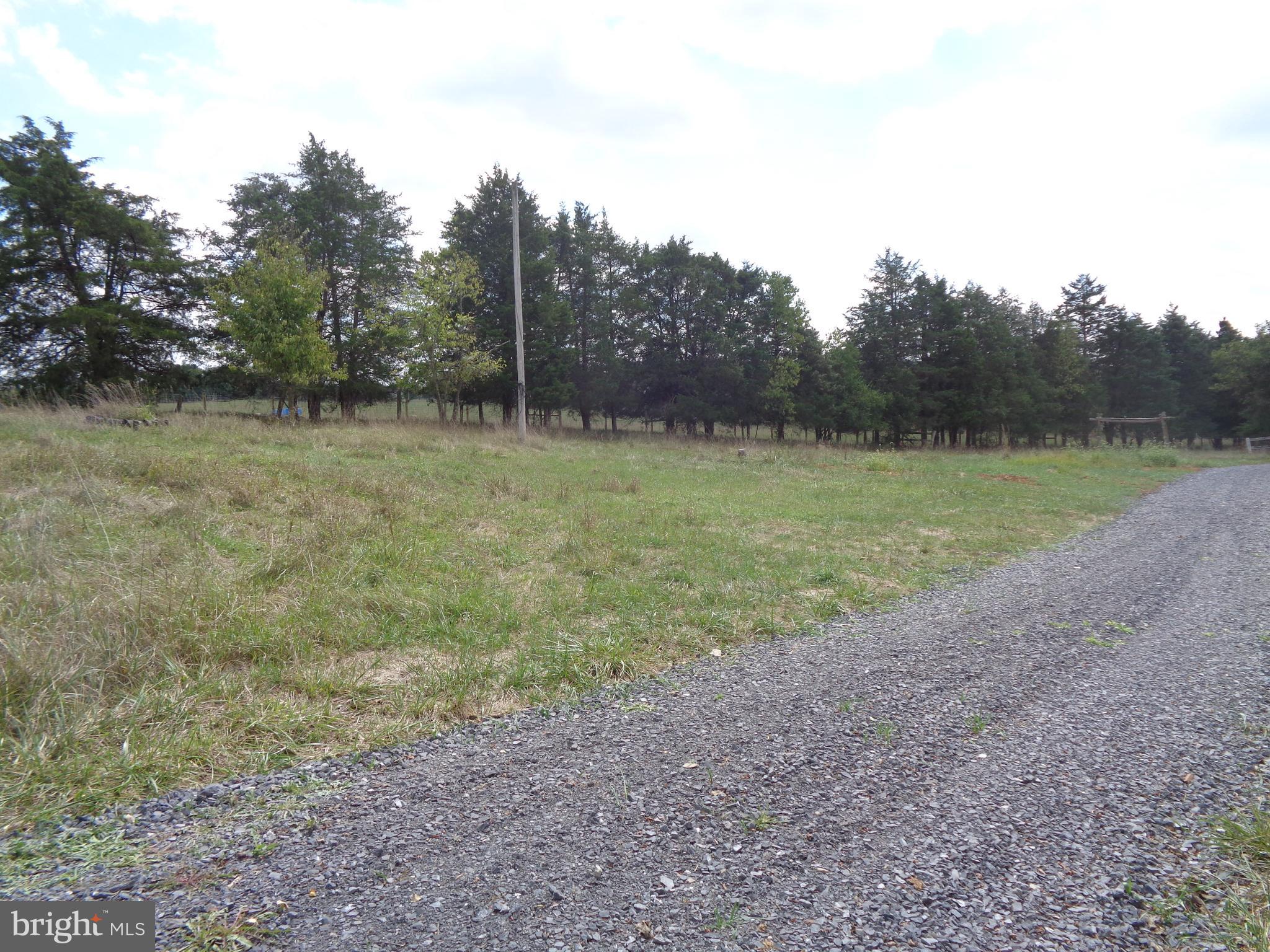 NEW HOPE FARM - Land