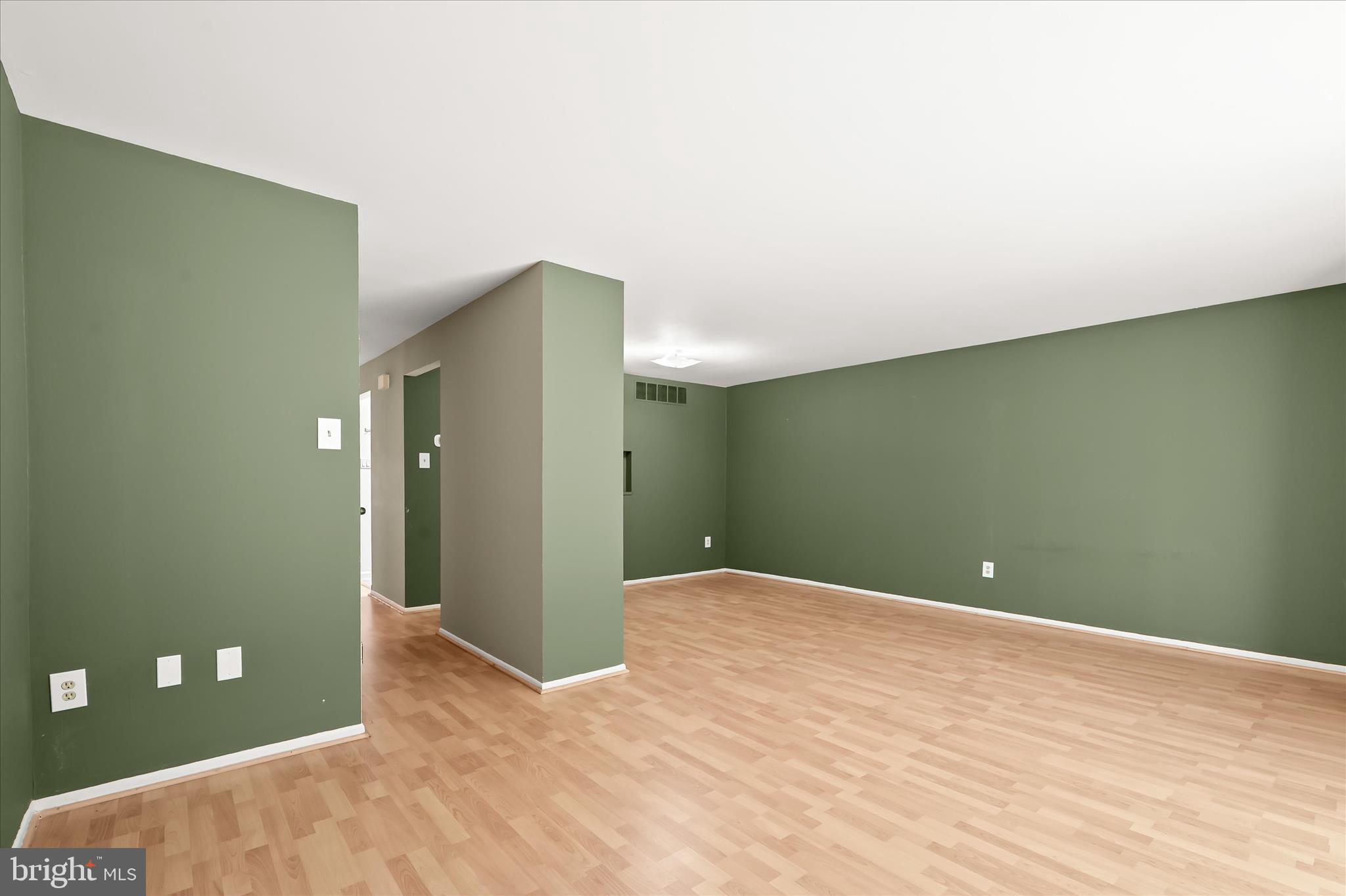 KINGS CONTRIVANCE - Residential