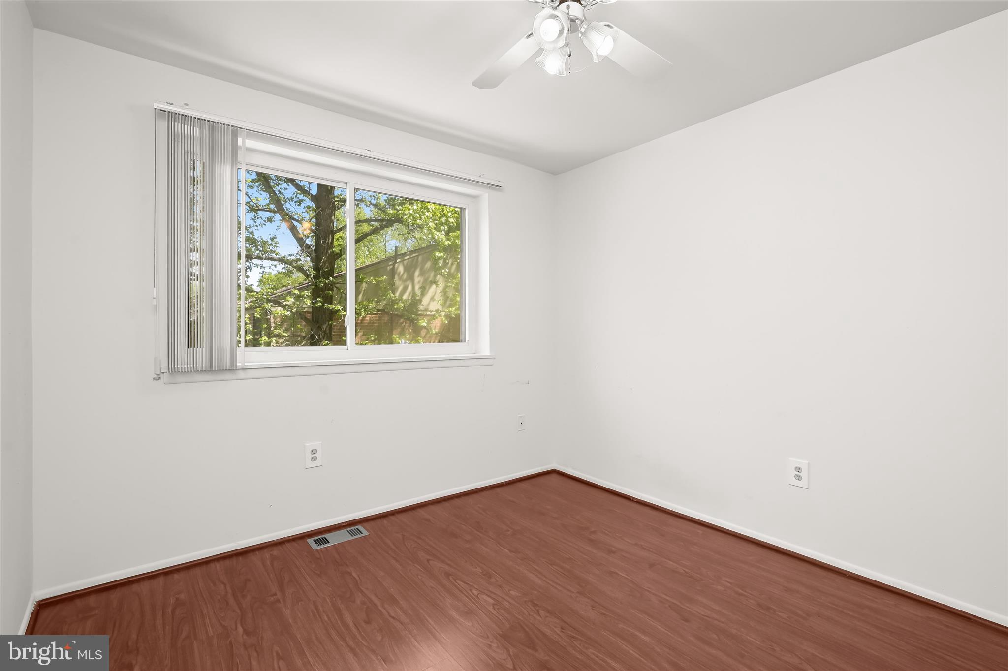 KINGS CONTRIVANCE - Residential