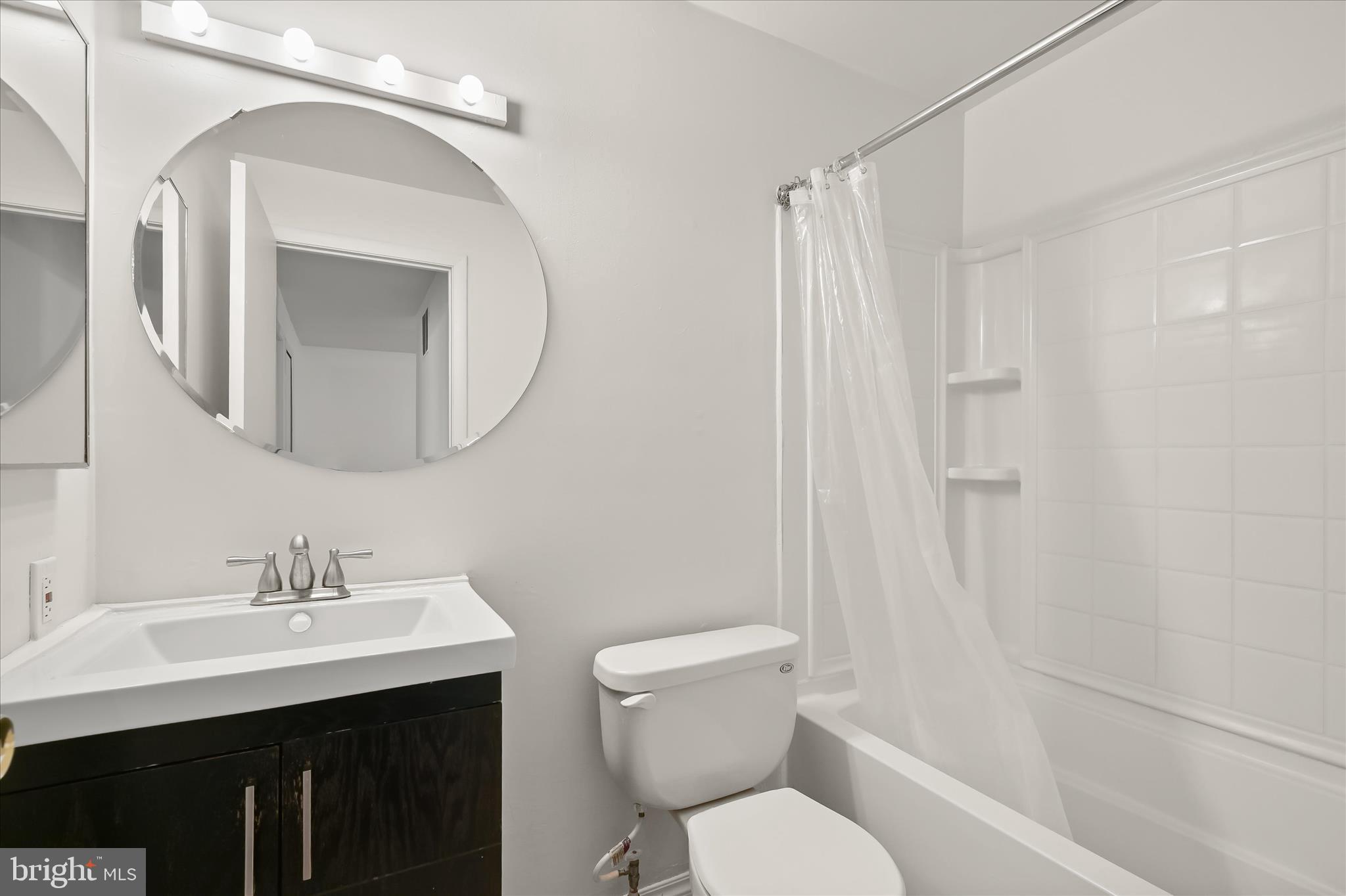 KINGS CONTRIVANCE - Residential