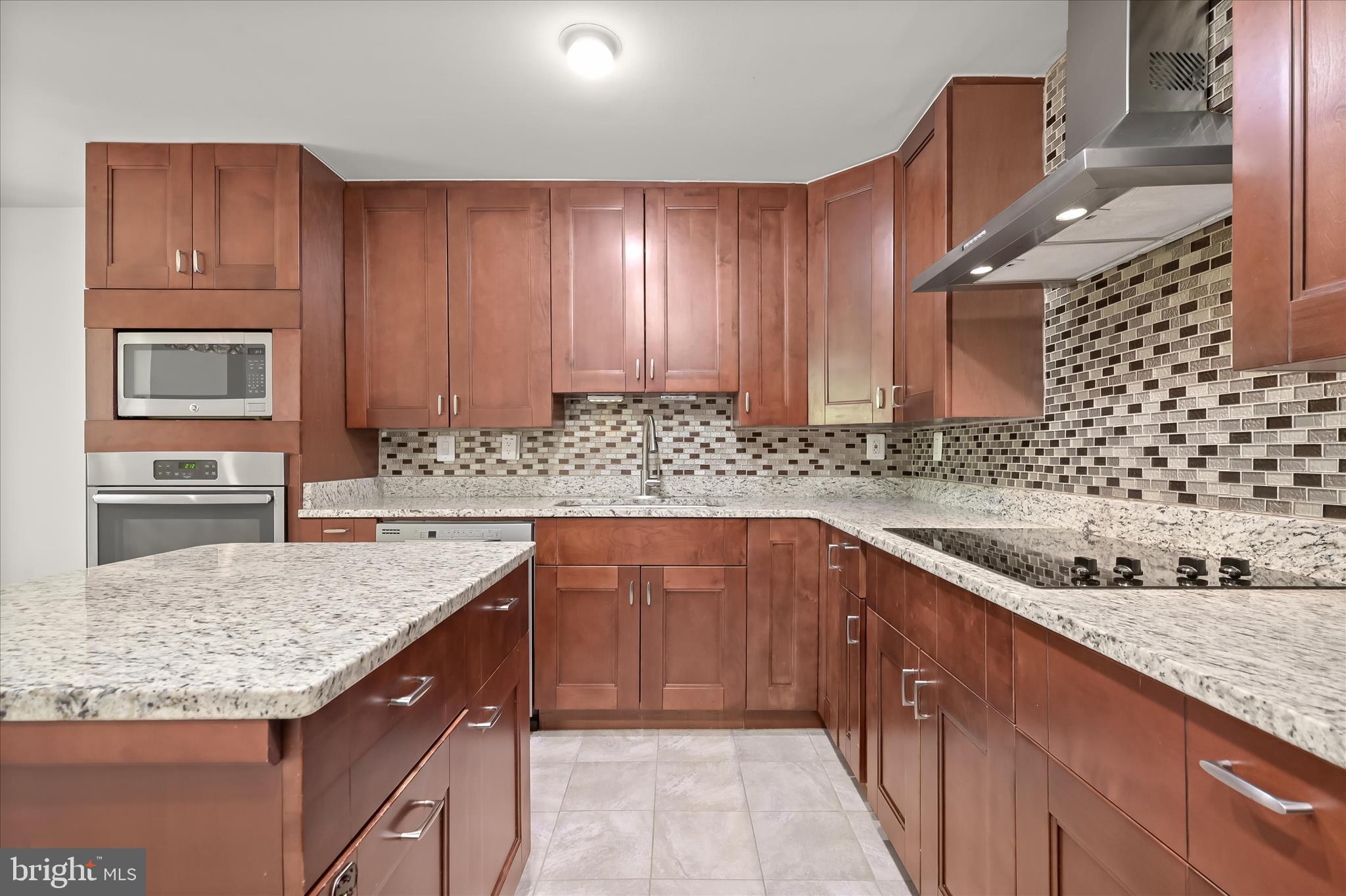 KINGS CONTRIVANCE - Residential