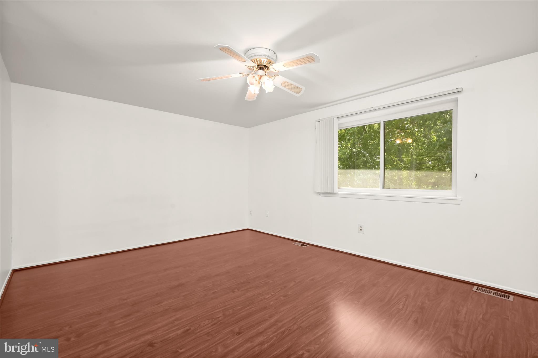KINGS CONTRIVANCE - Residential