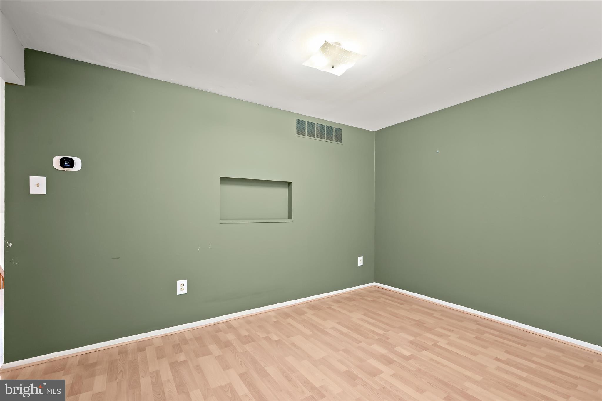 KINGS CONTRIVANCE - Residential