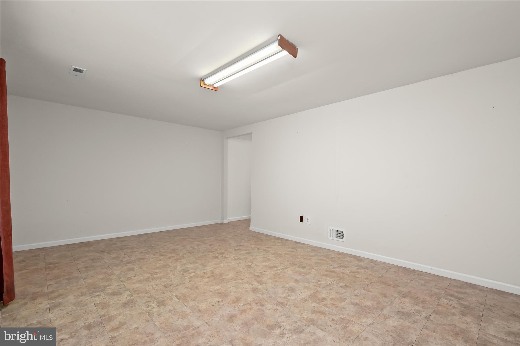 KINGS CONTRIVANCE - Residential